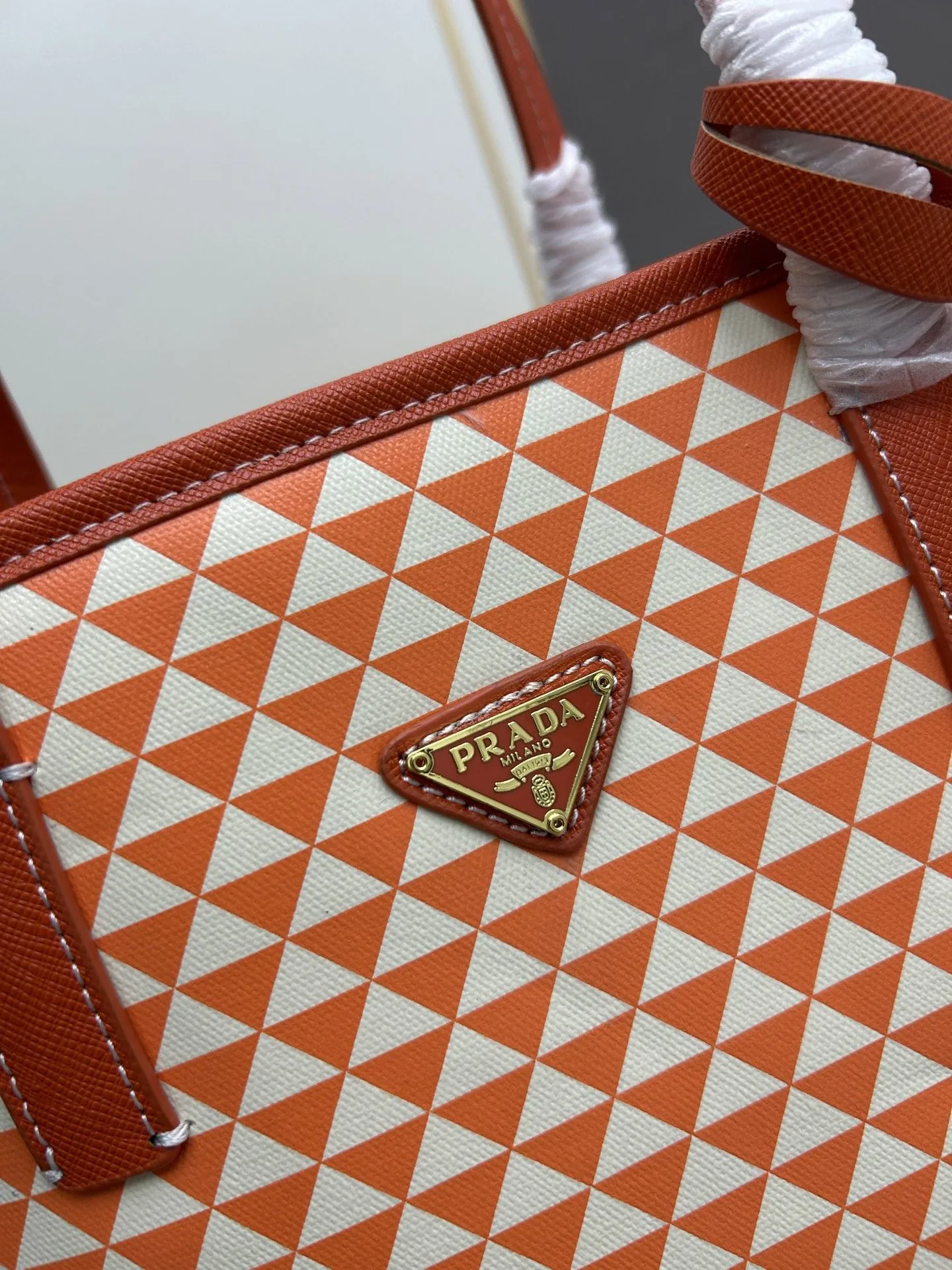 Prada Shopping Bags-232 - Image 4