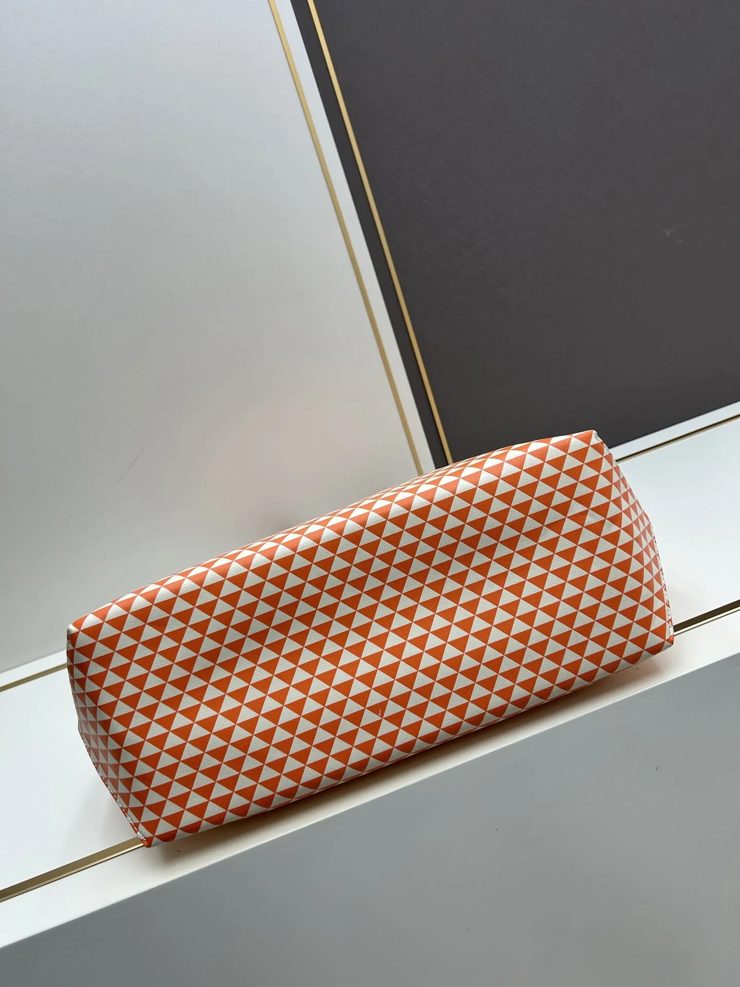 Prada Shopping Bags-232 - Image 5