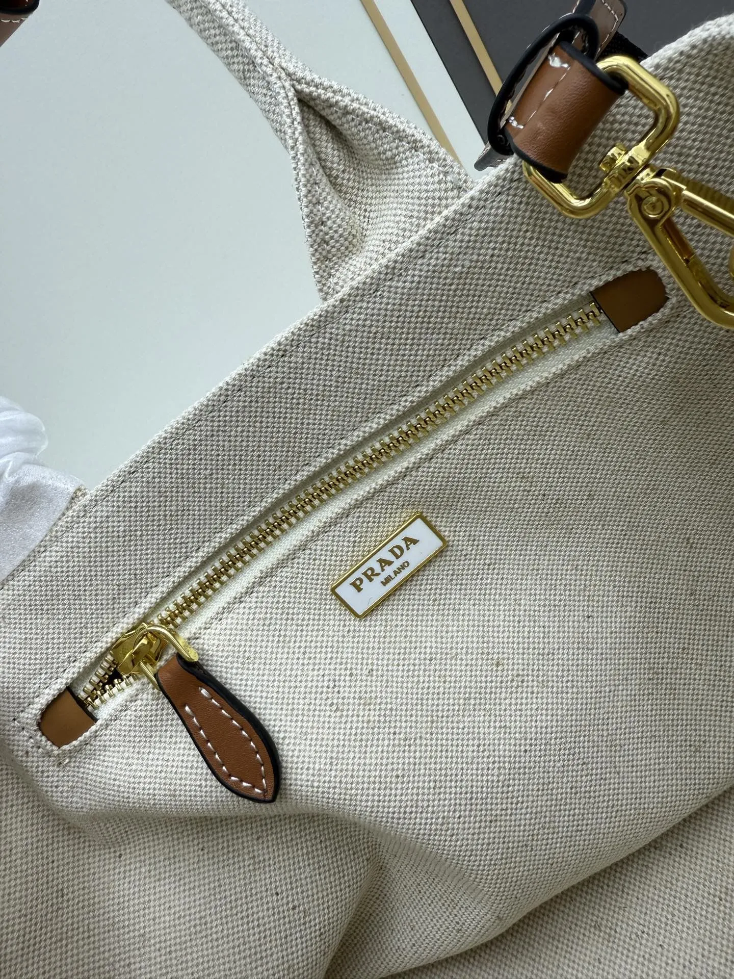 Prada Shopping Bags-238 - Image 8