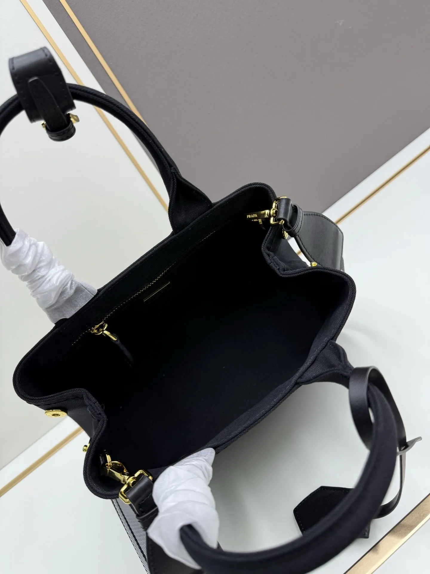 Prada Shopping Bags-239 - Image 7