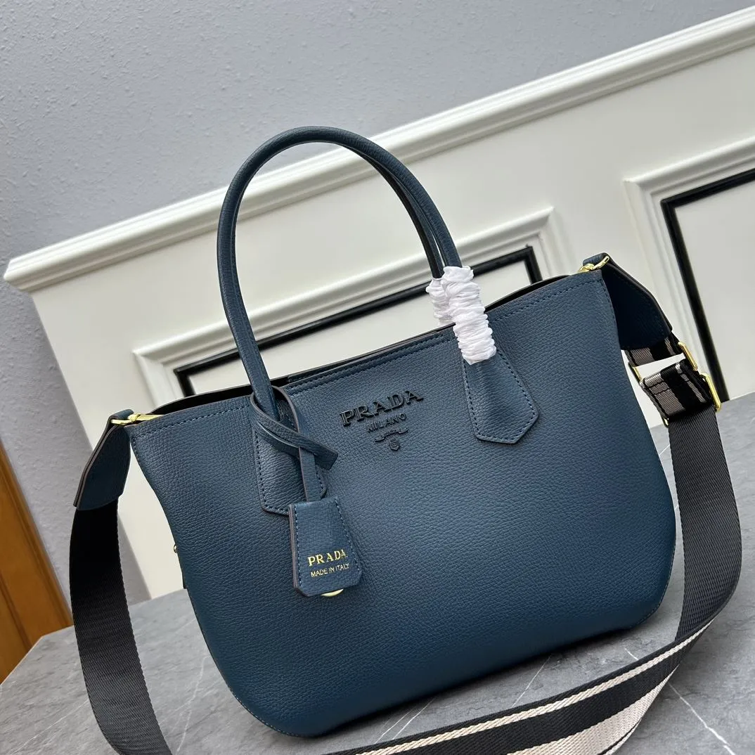 Alternative view of Prada Shopping Bags-241