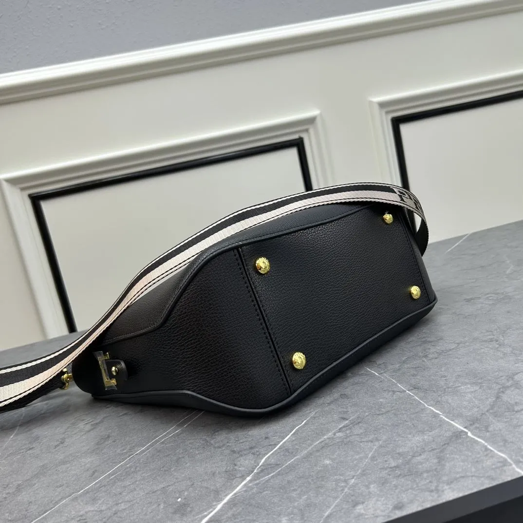 Prada Shopping Bags-244 - Image 6