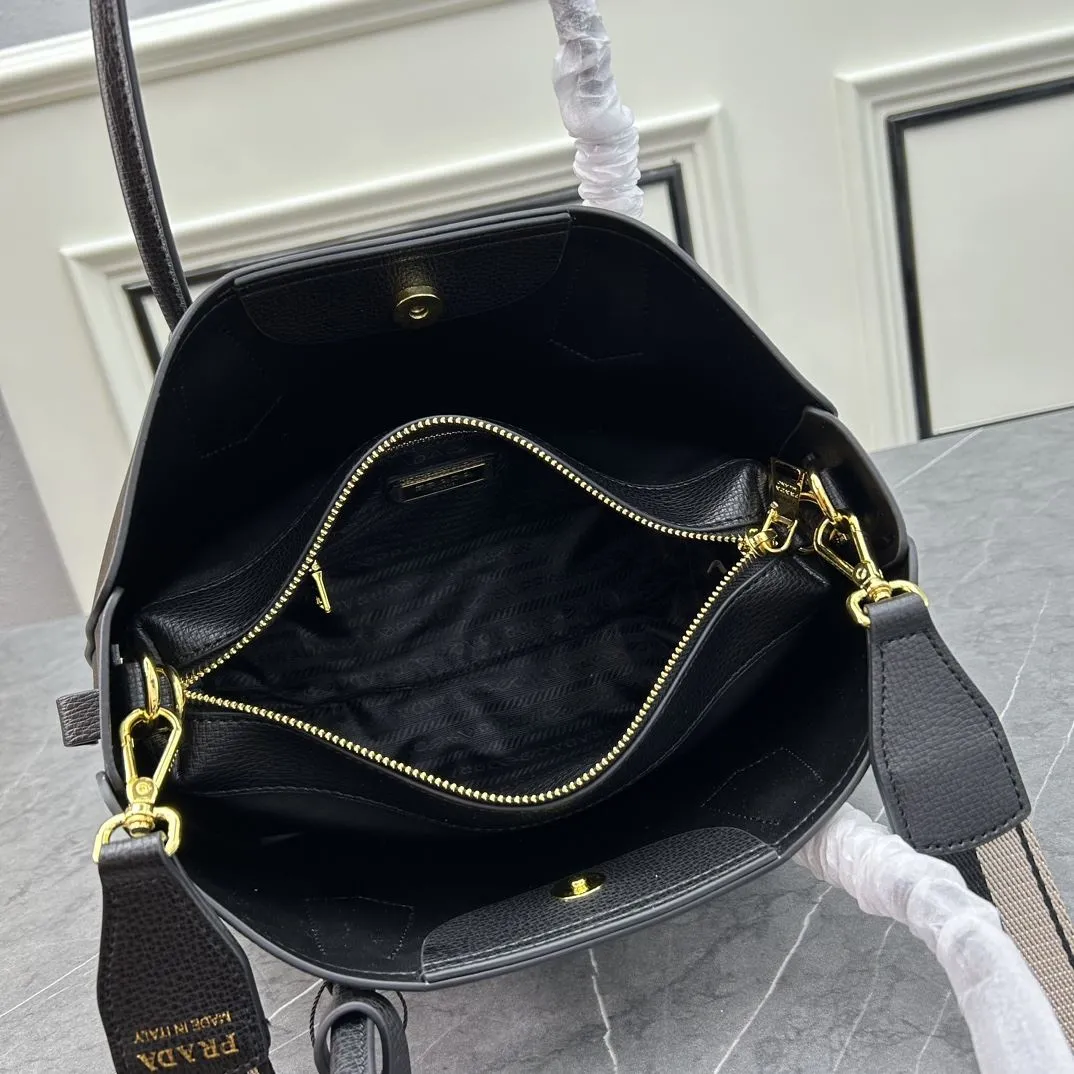 Prada Shopping Bags-244 - Image 7