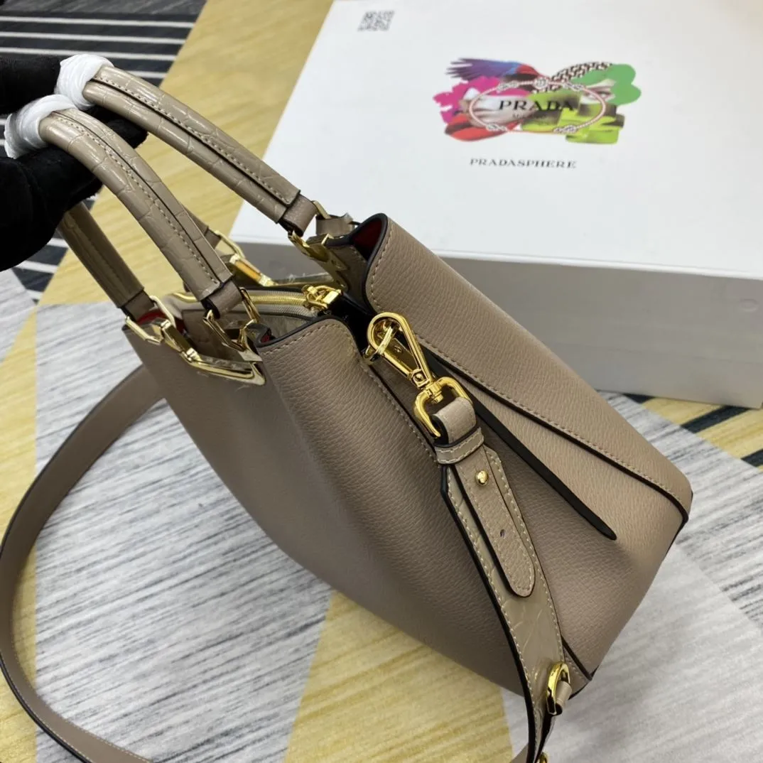 Alternative view of Prada Shopping Bags-251