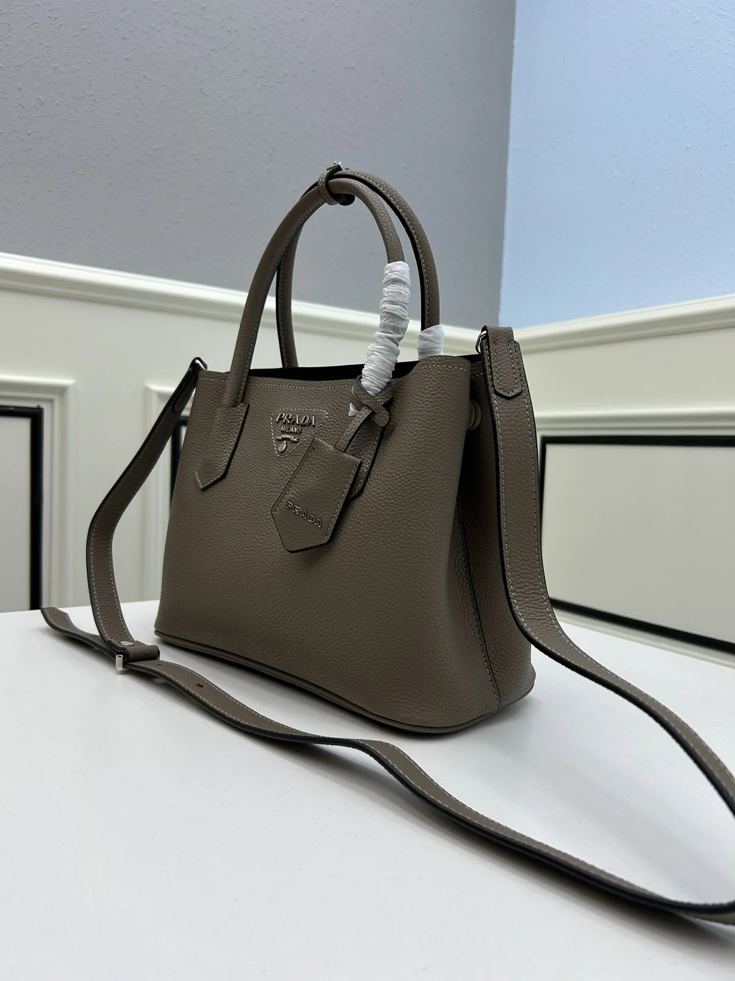 Alternative view of Prada Shopping Bags-258