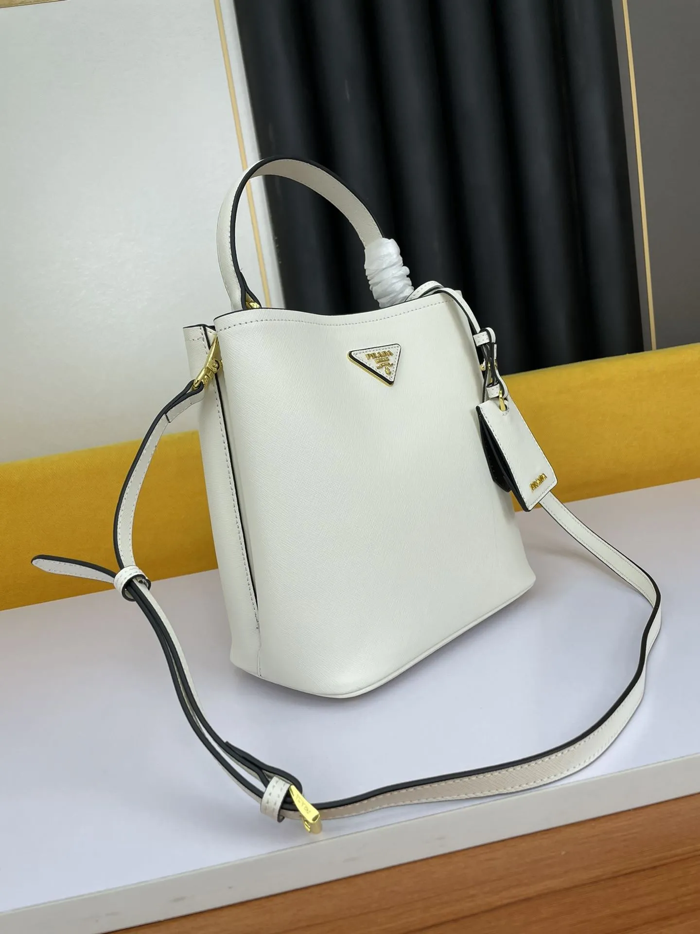 Alternative view of Prada Shopping Bags-271