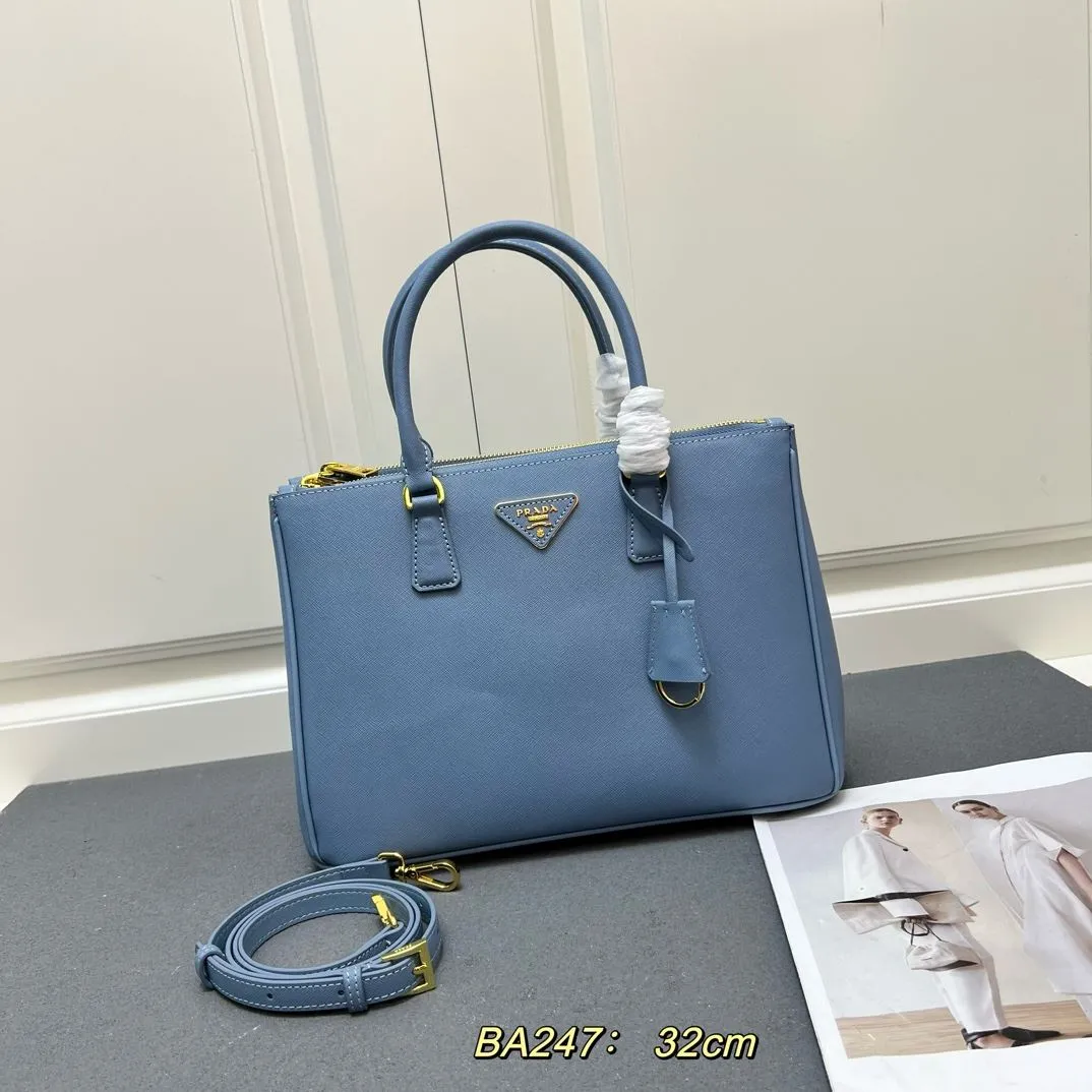 Prada Shopping Bags-280