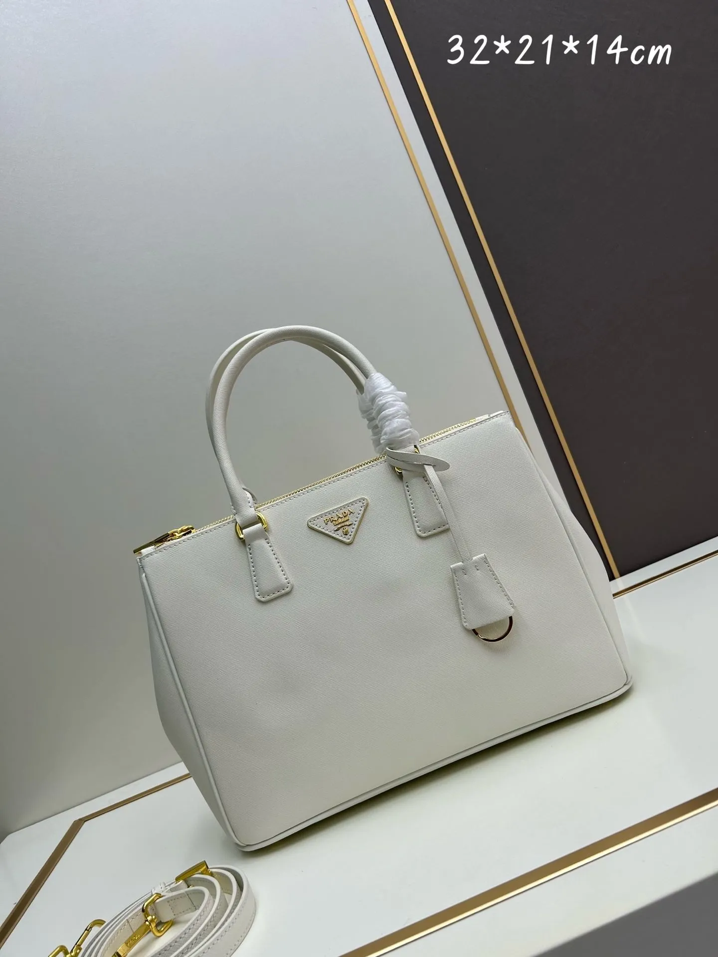 Prada Shopping Bags-281