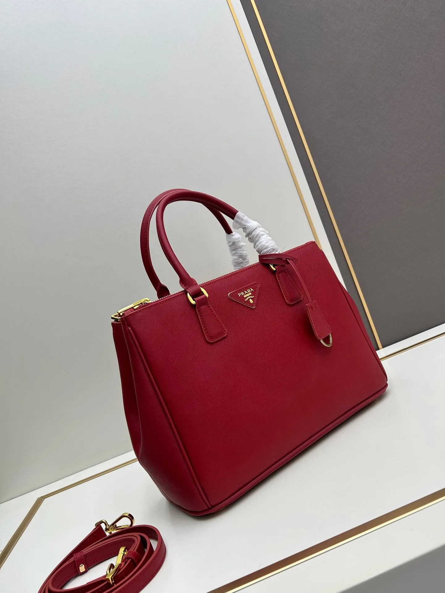 Alternative view of Prada Shopping Bags-282