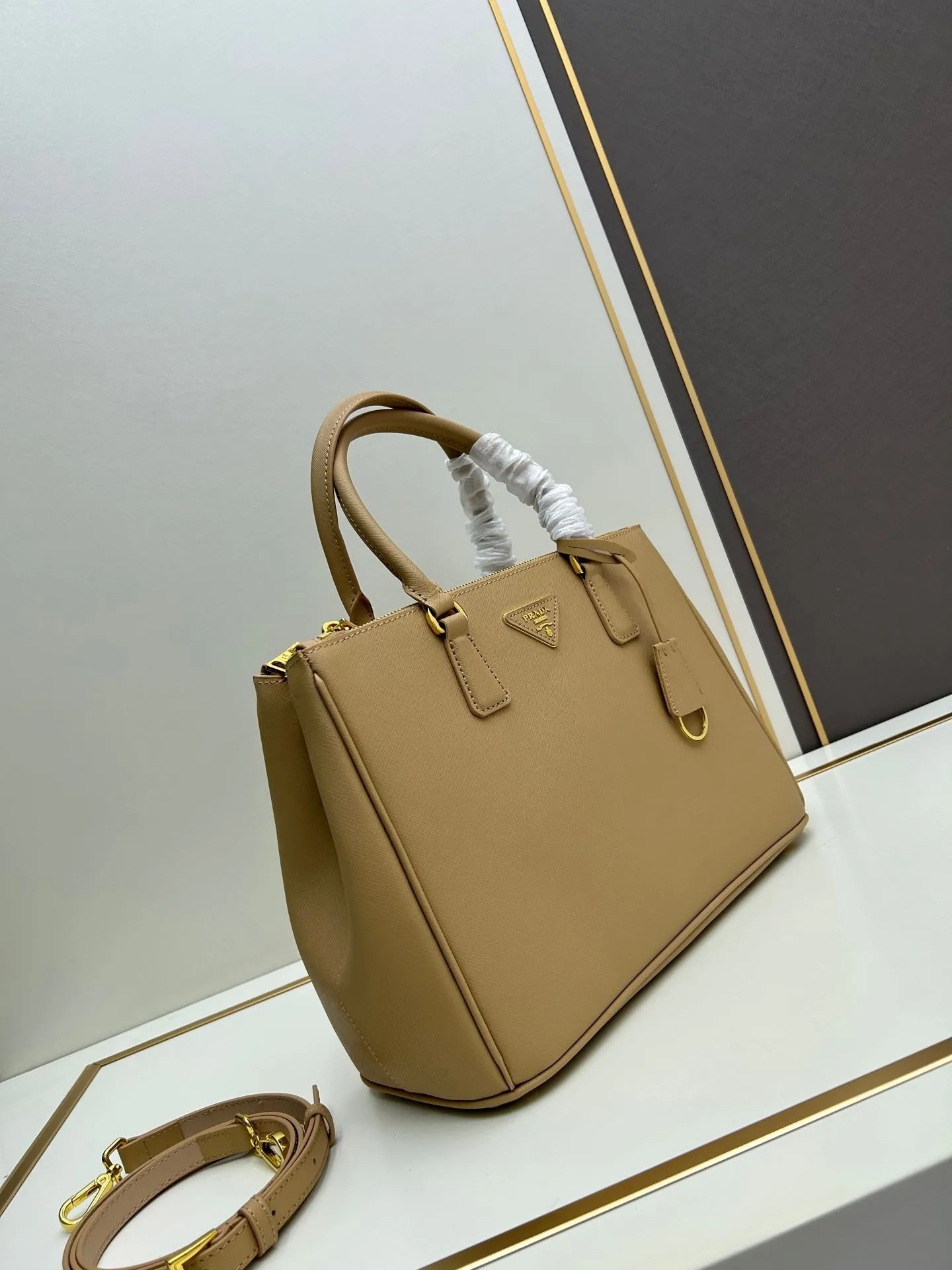 Alternative view of Prada Shopping Bags-283