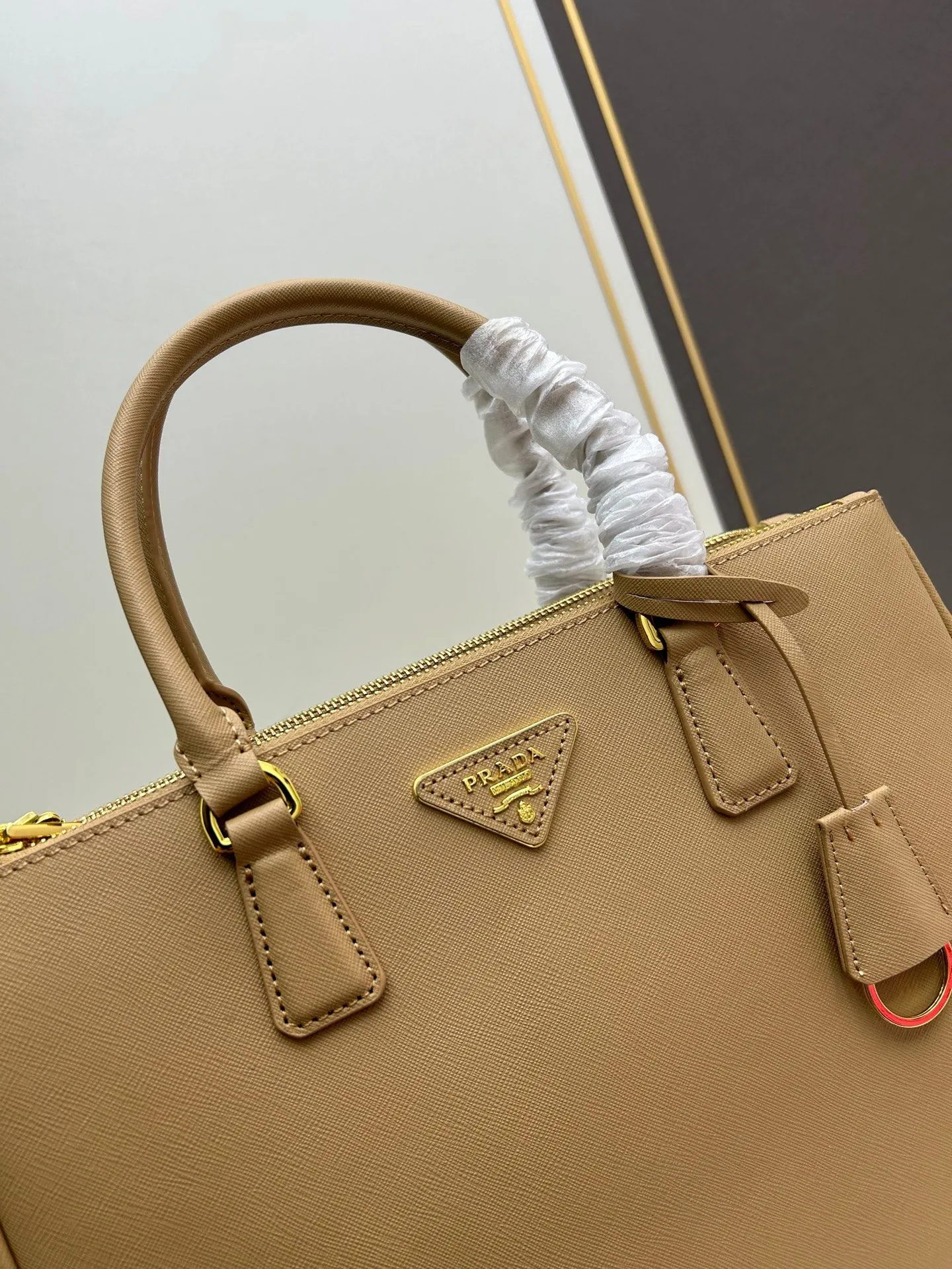Prada Shopping Bags-283 - Image 3