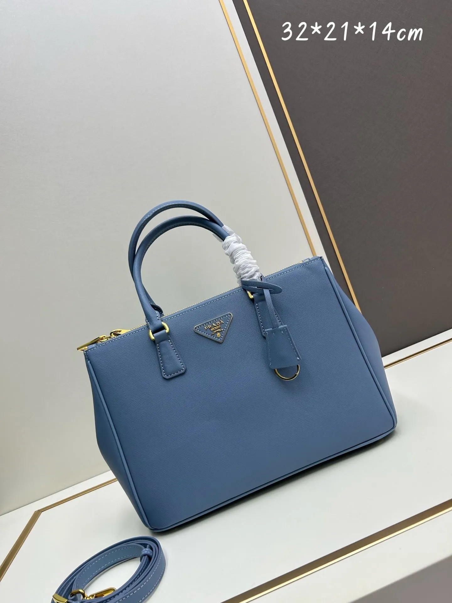 Prada Shopping Bags-285