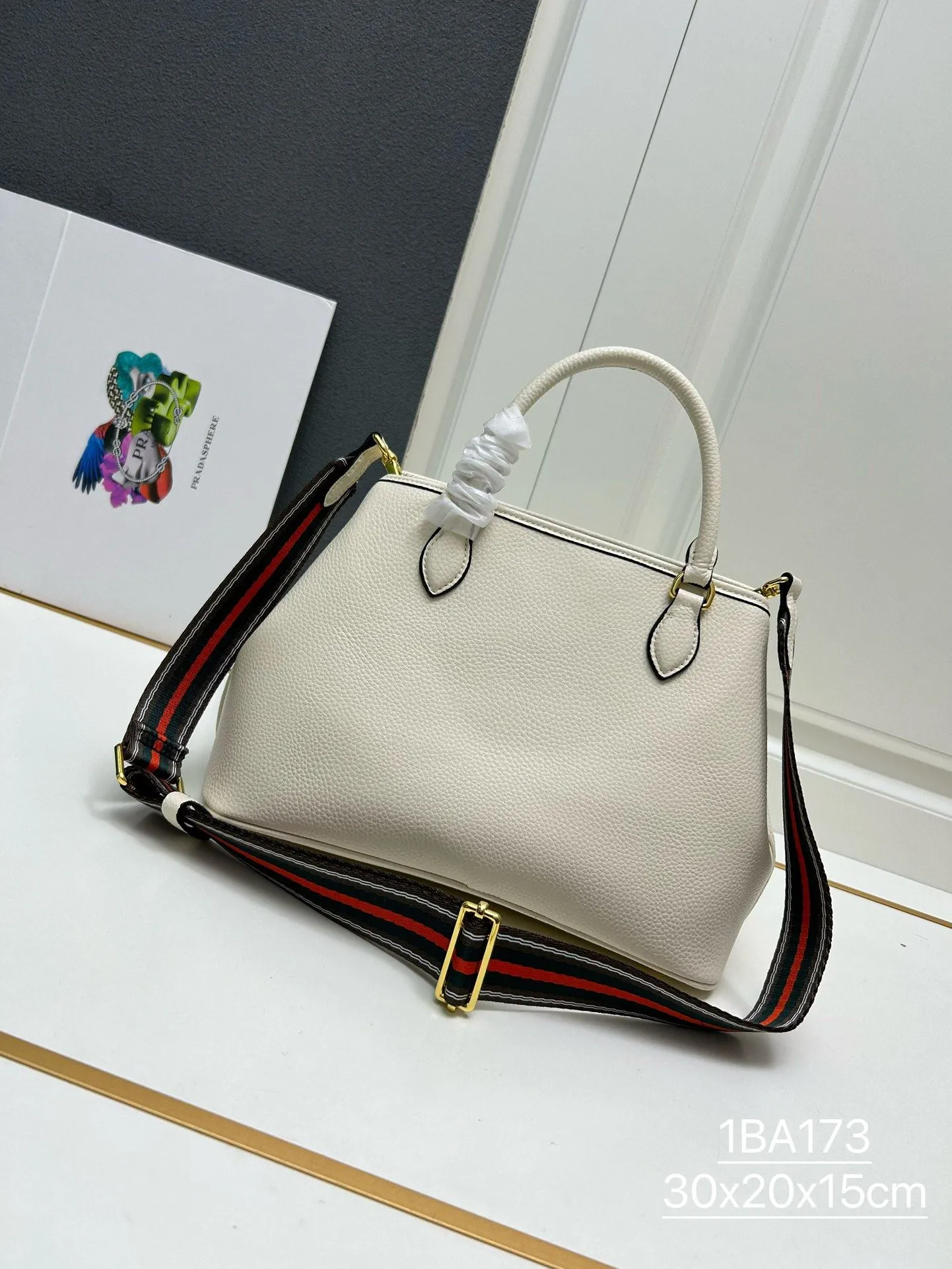 Alternative view of Prada Shopping Bags-312