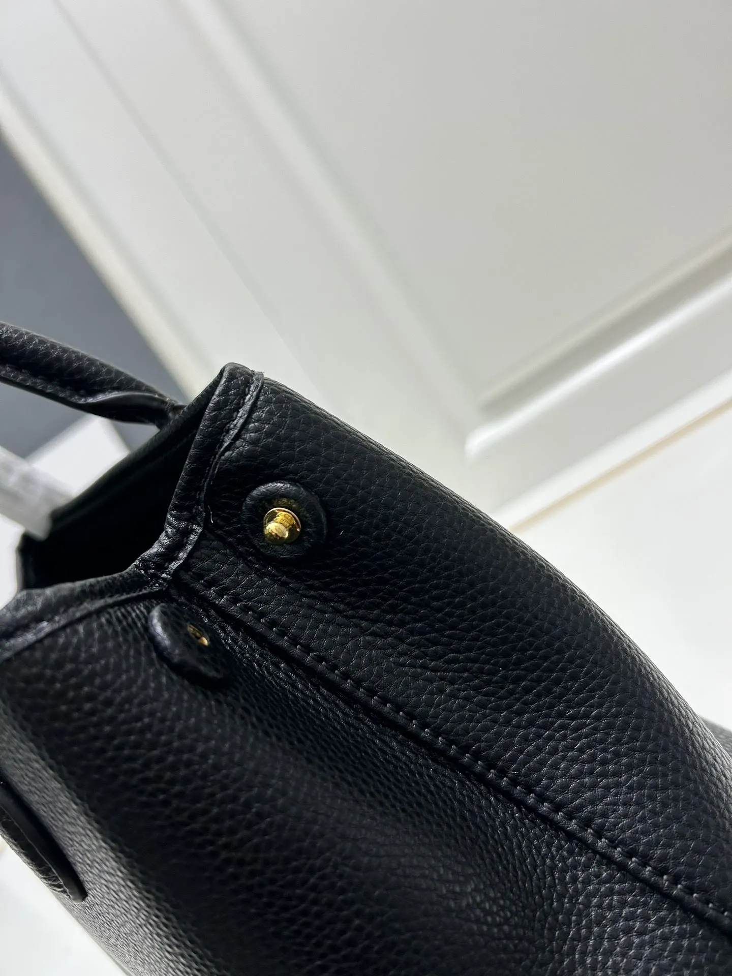 Prada Shopping Bags-313 - Image 6