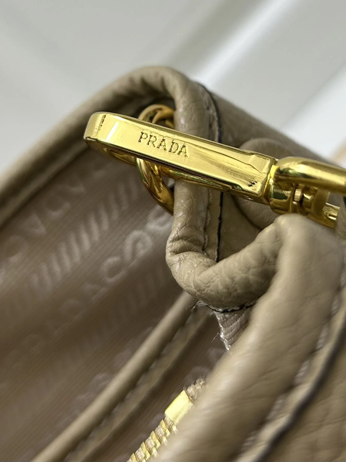 Alternative view of Prada Shopping Bags-315