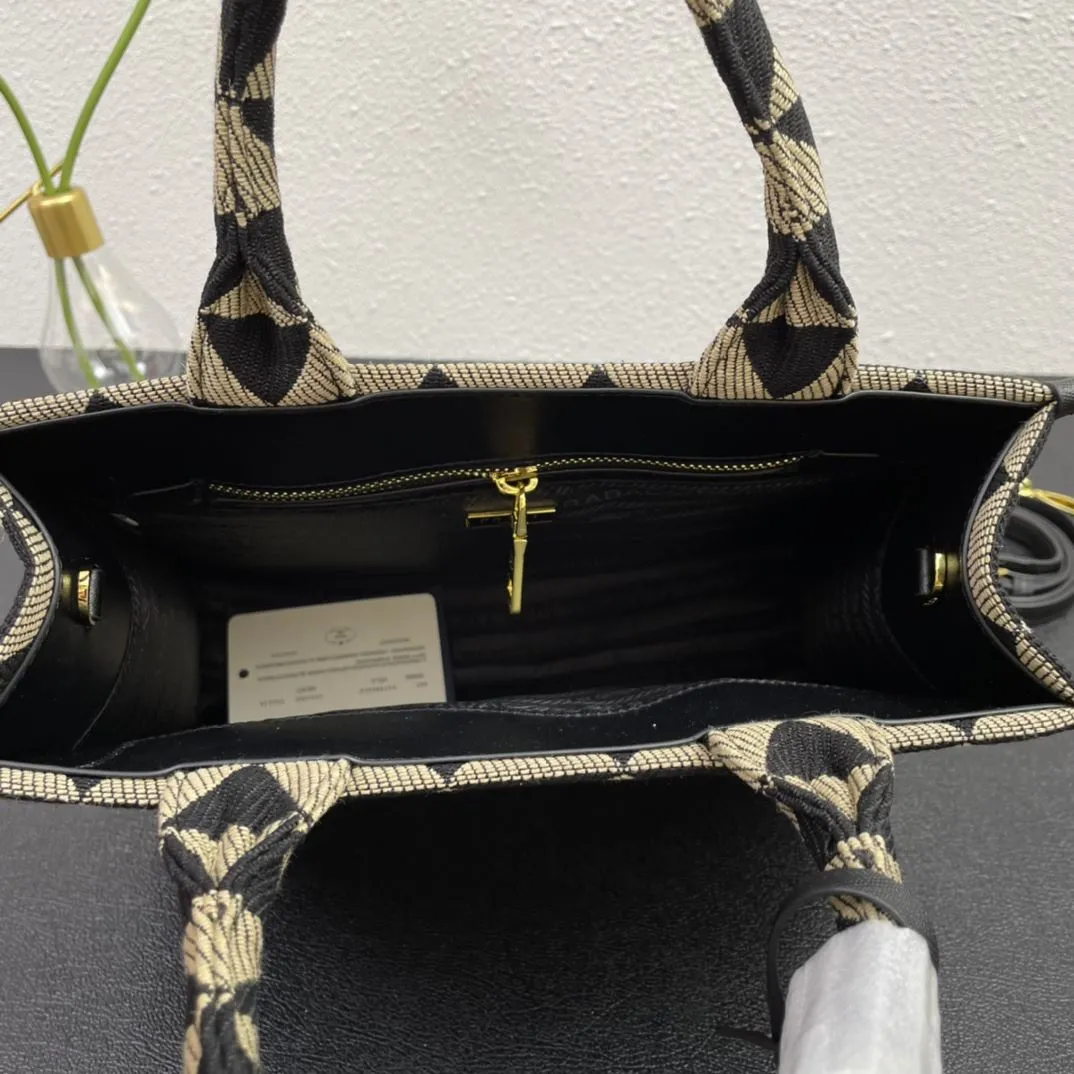 Prada Shopping Bags-330 - Image 8
