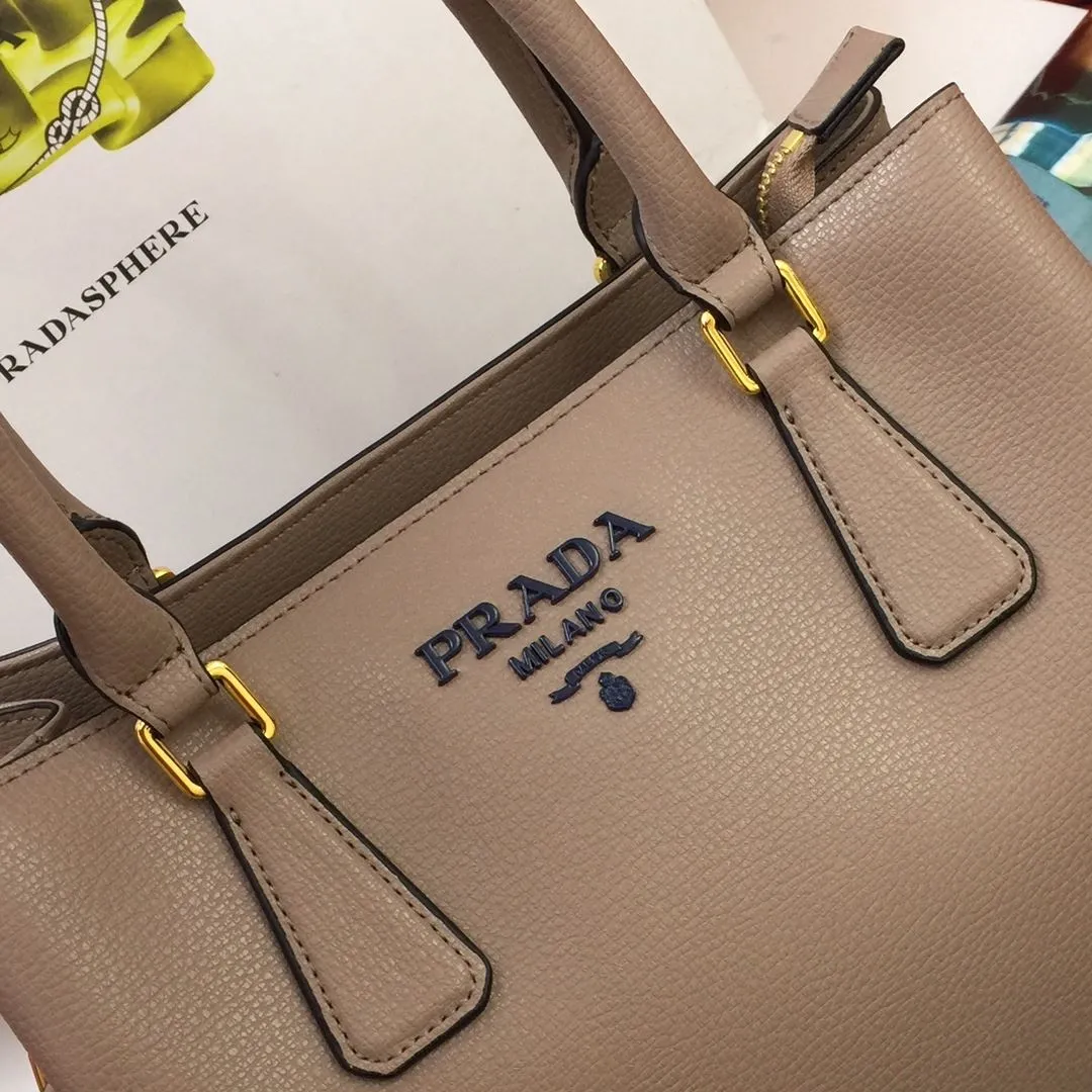 Prada Shopping Bags-333 - Image 4