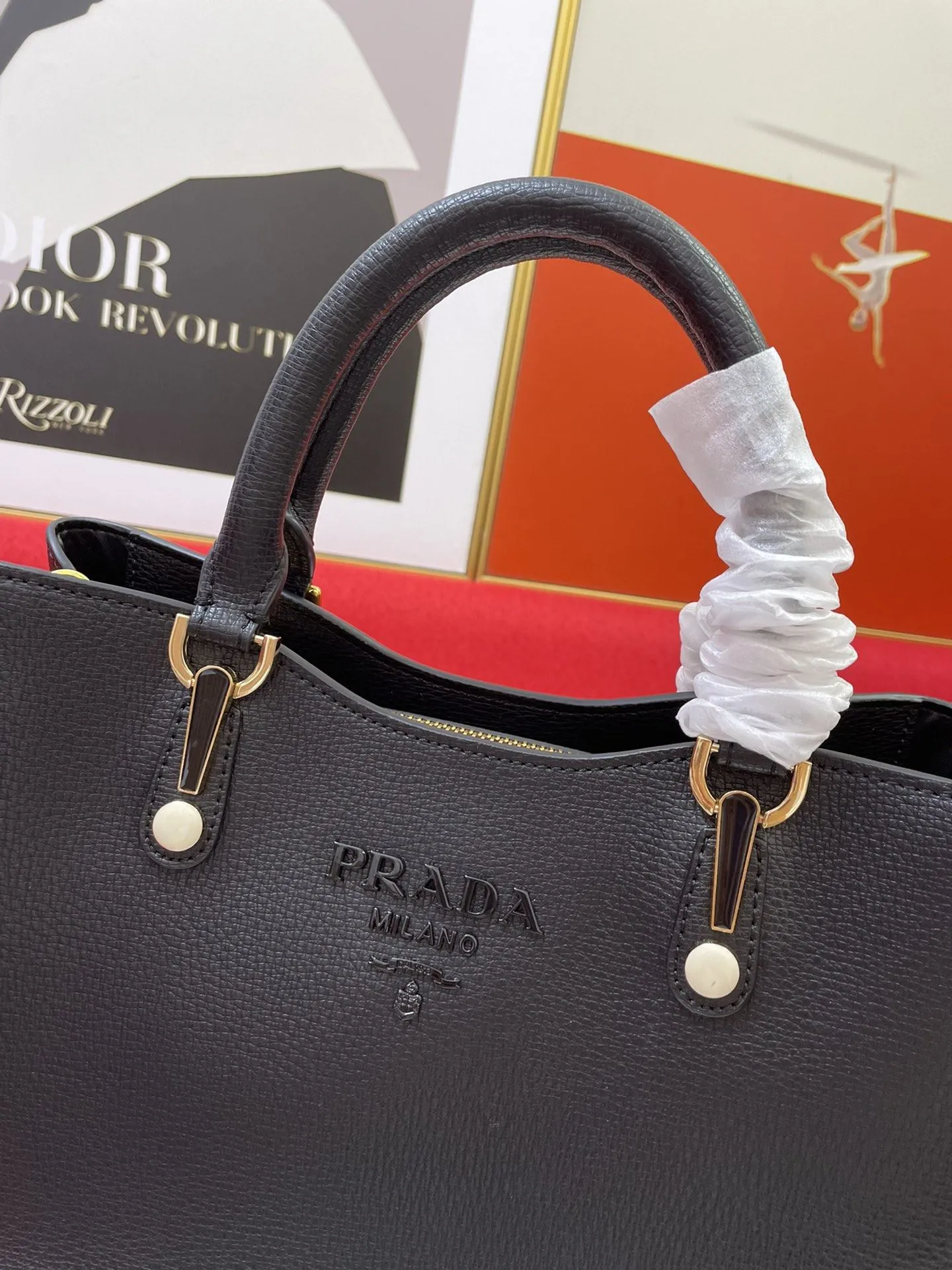 Prada Shopping Bags-337 - Image 4