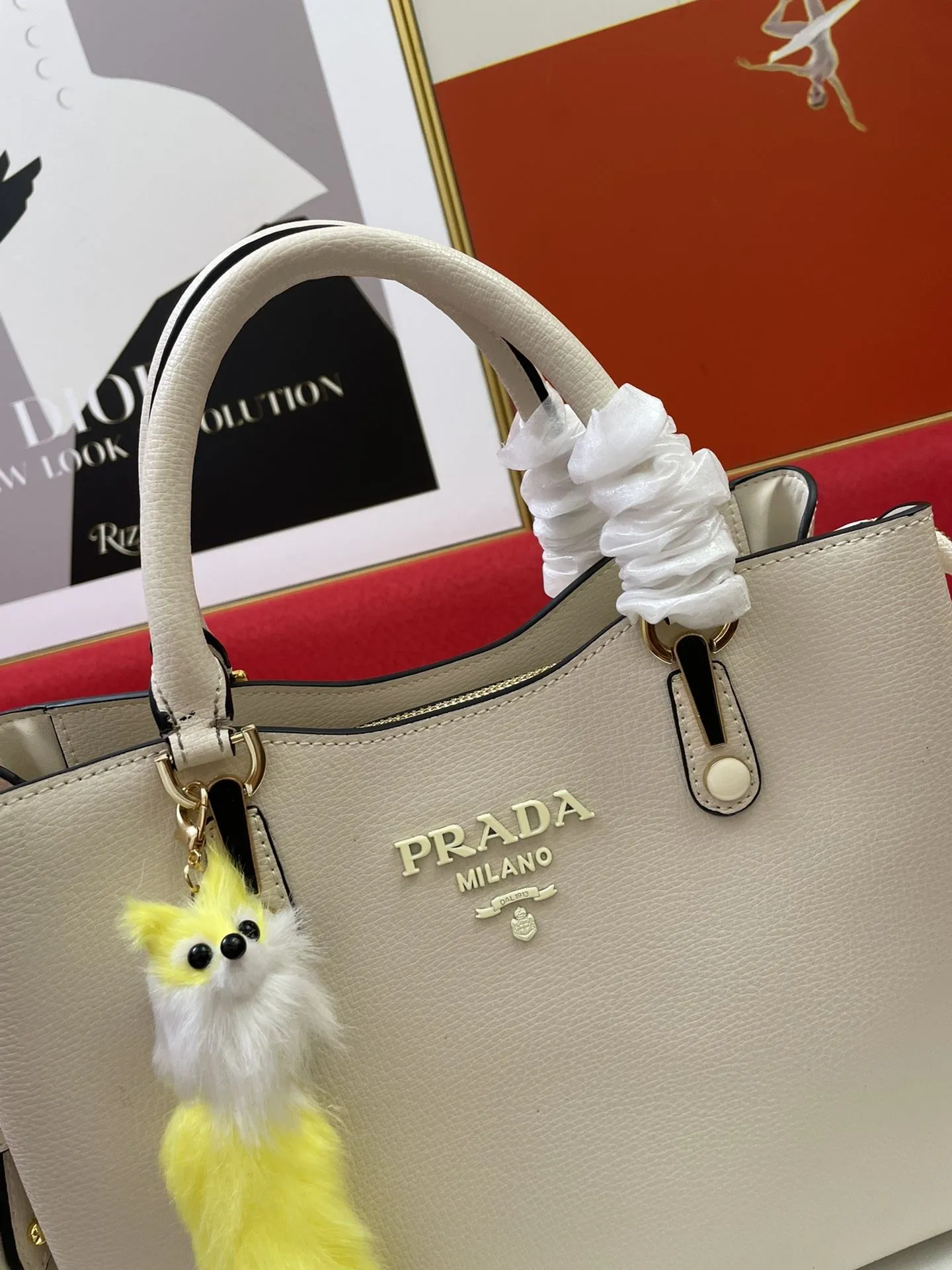 Prada Shopping Bags-342 - Image 4