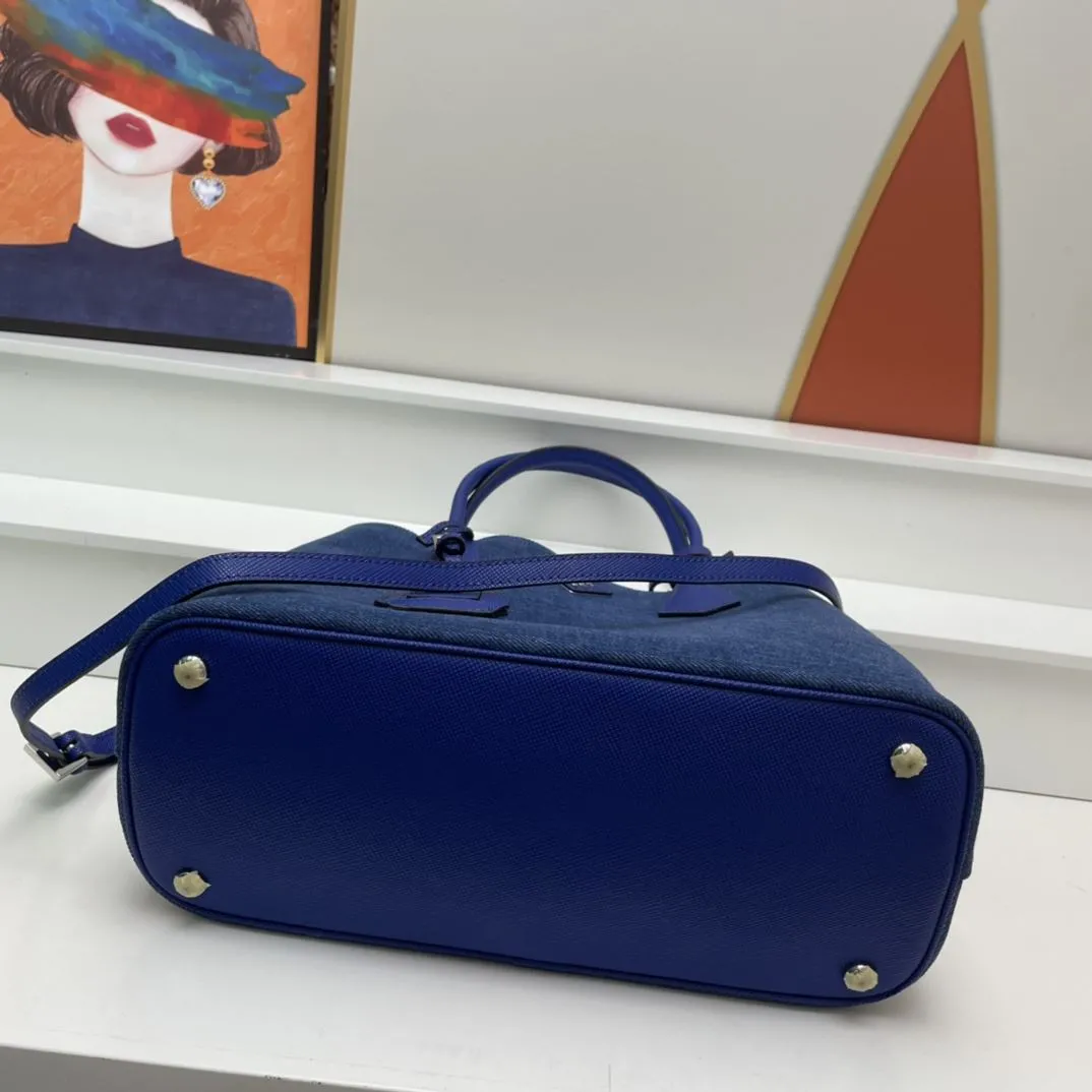 Prada Shopping Bags-348 - Image 6