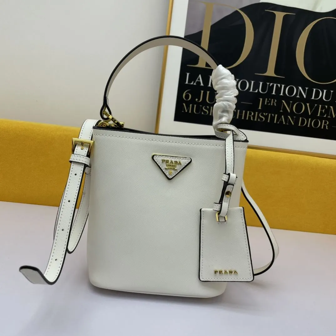 Prada Shopping Bags-360