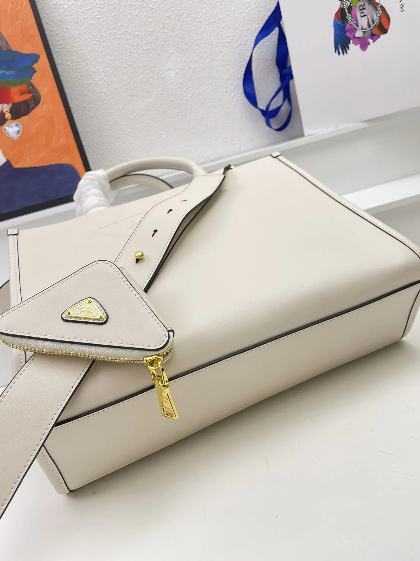 Prada Shopping Bags-365 - Image 5