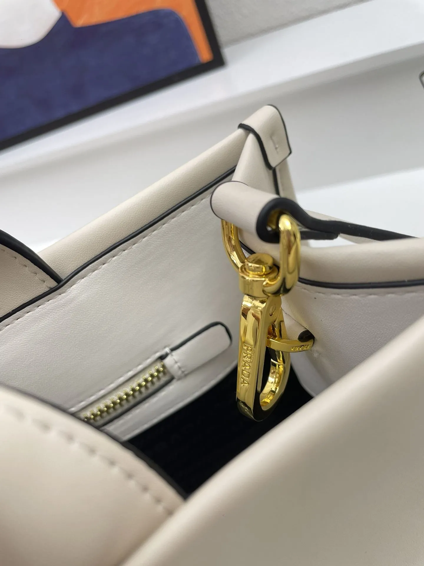 Prada Shopping Bags-365 - Image 7