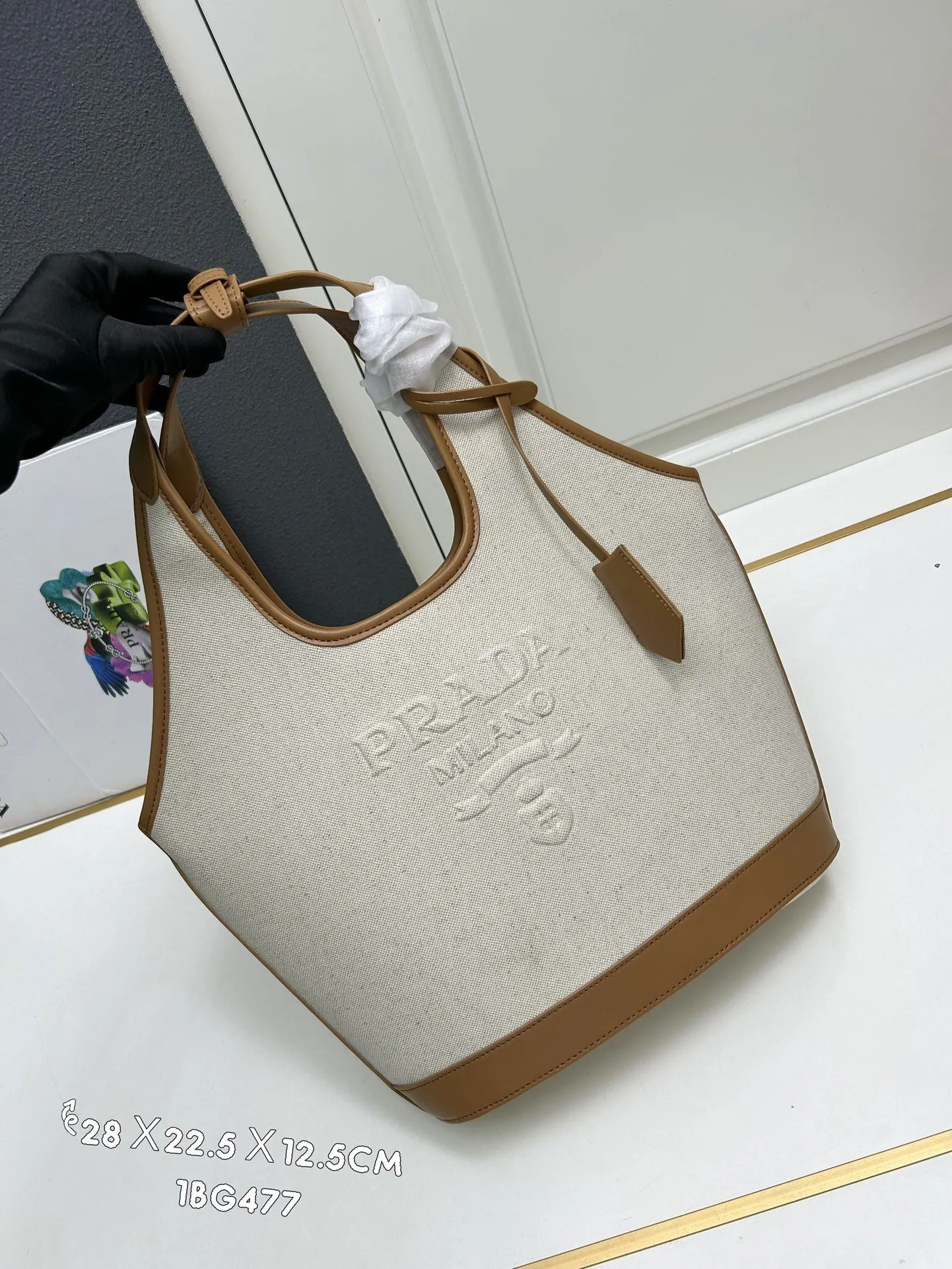 Prada Shopping Bags-367 - Image 4