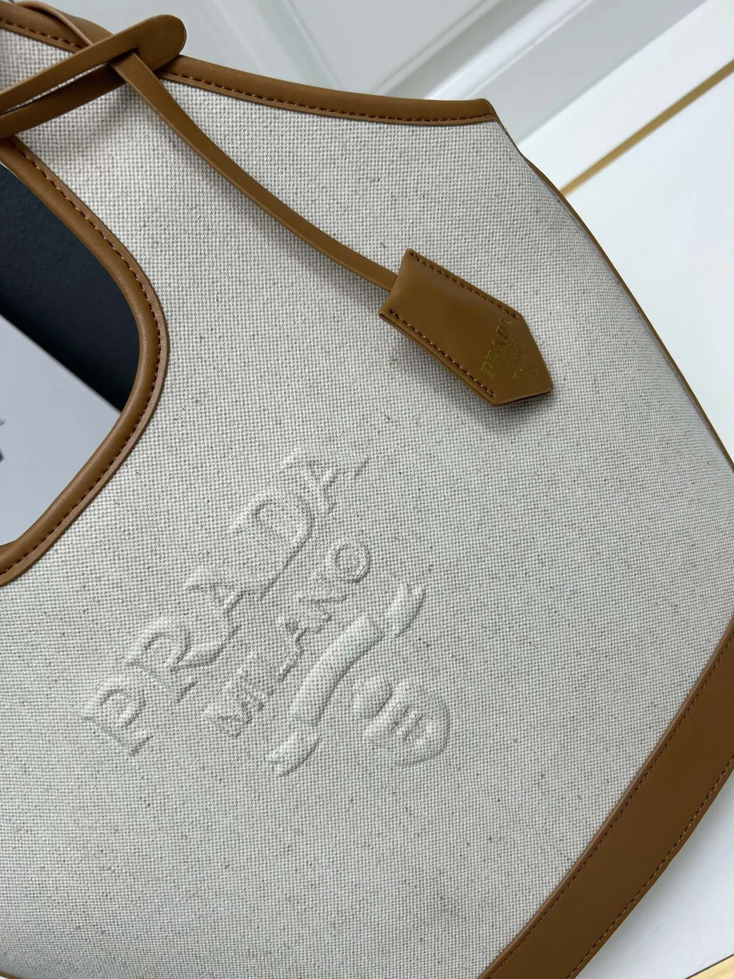 Prada Shopping Bags-367 - Image 5