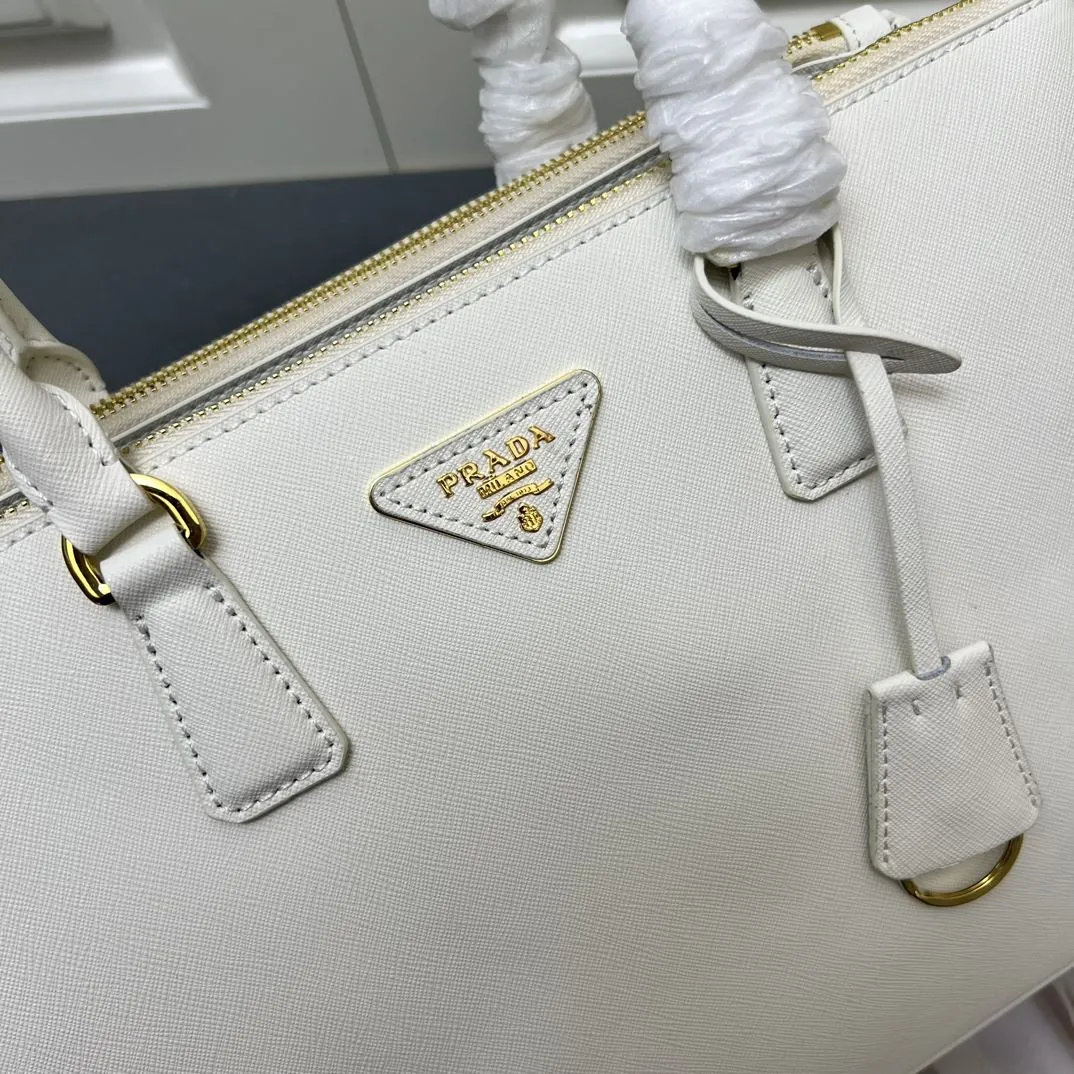 Prada Shopping Bags-372 - Image 5