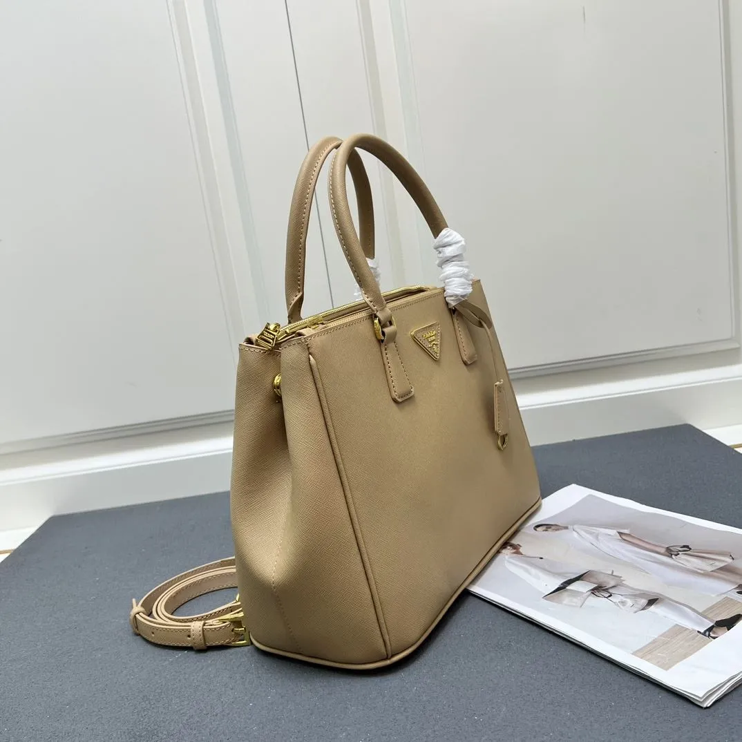 Prada Shopping Bags-373 - Image 3