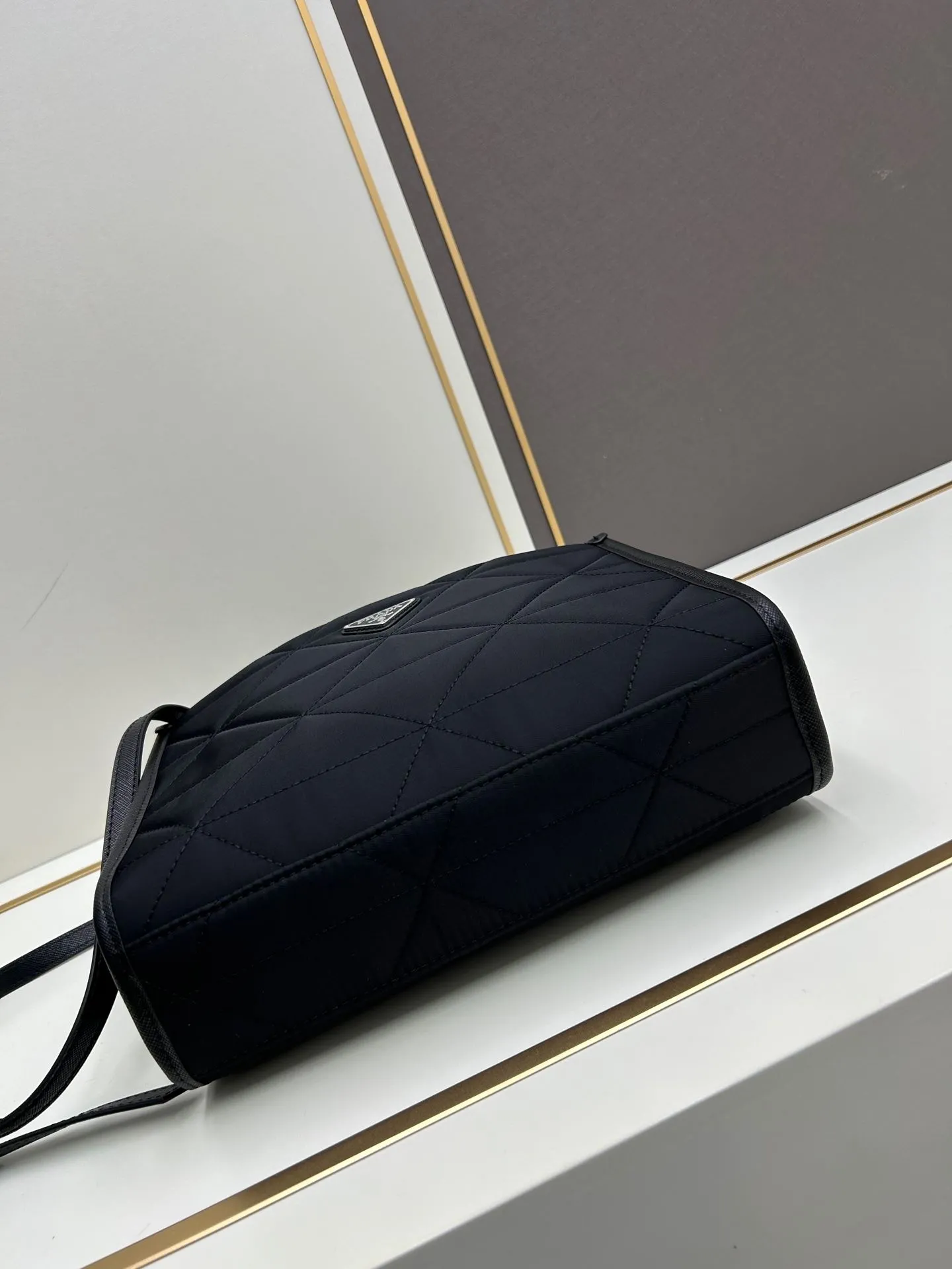 Prada Shopping Bags-375 - Image 5