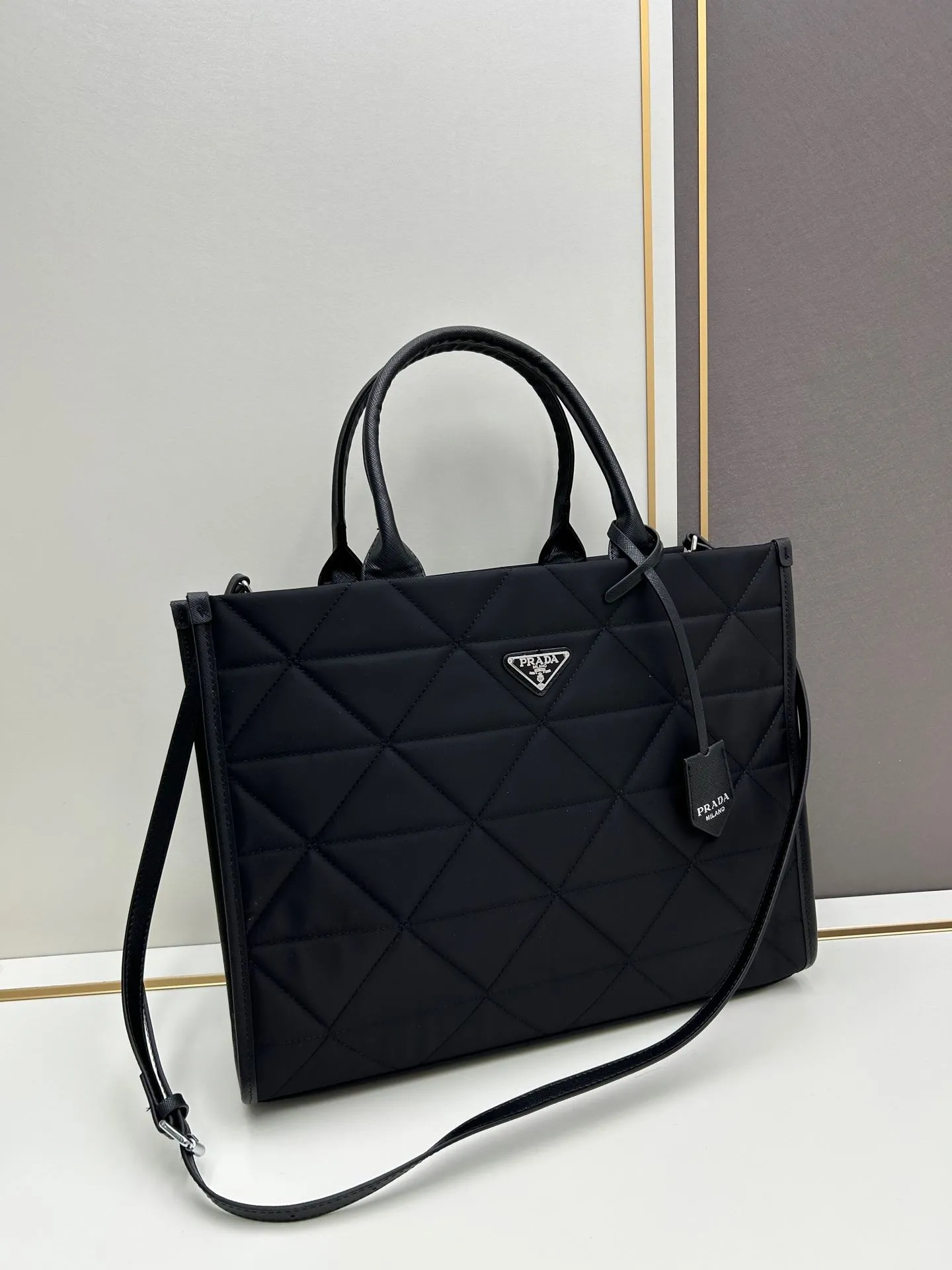Prada Shopping Bags-377 - Image 3