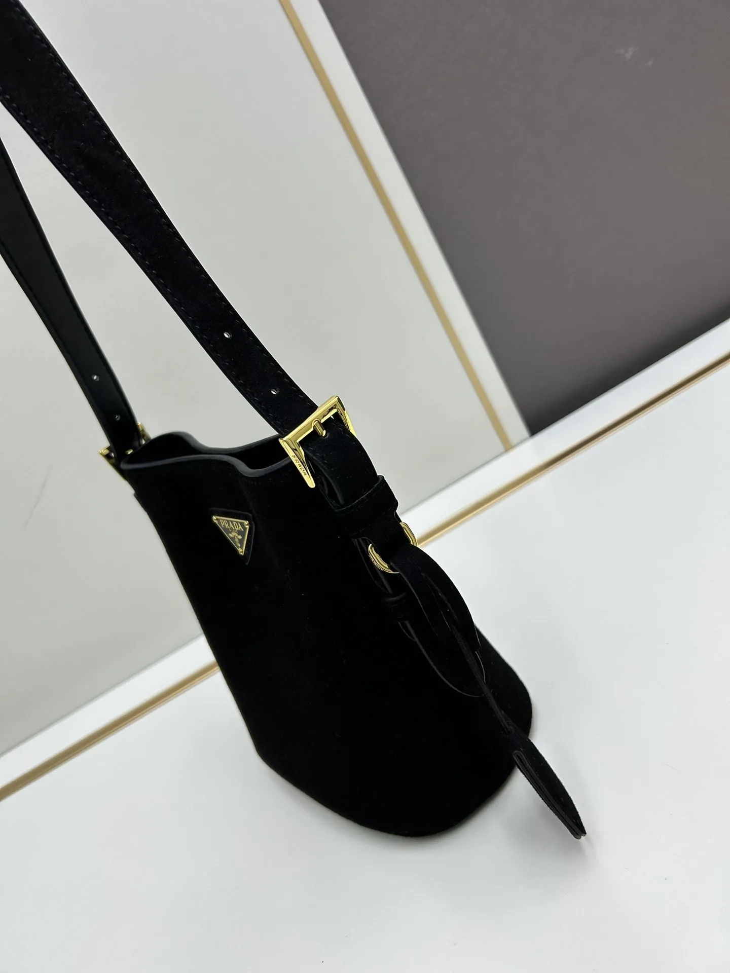 Prada Shopping Bags-380 - Image 3