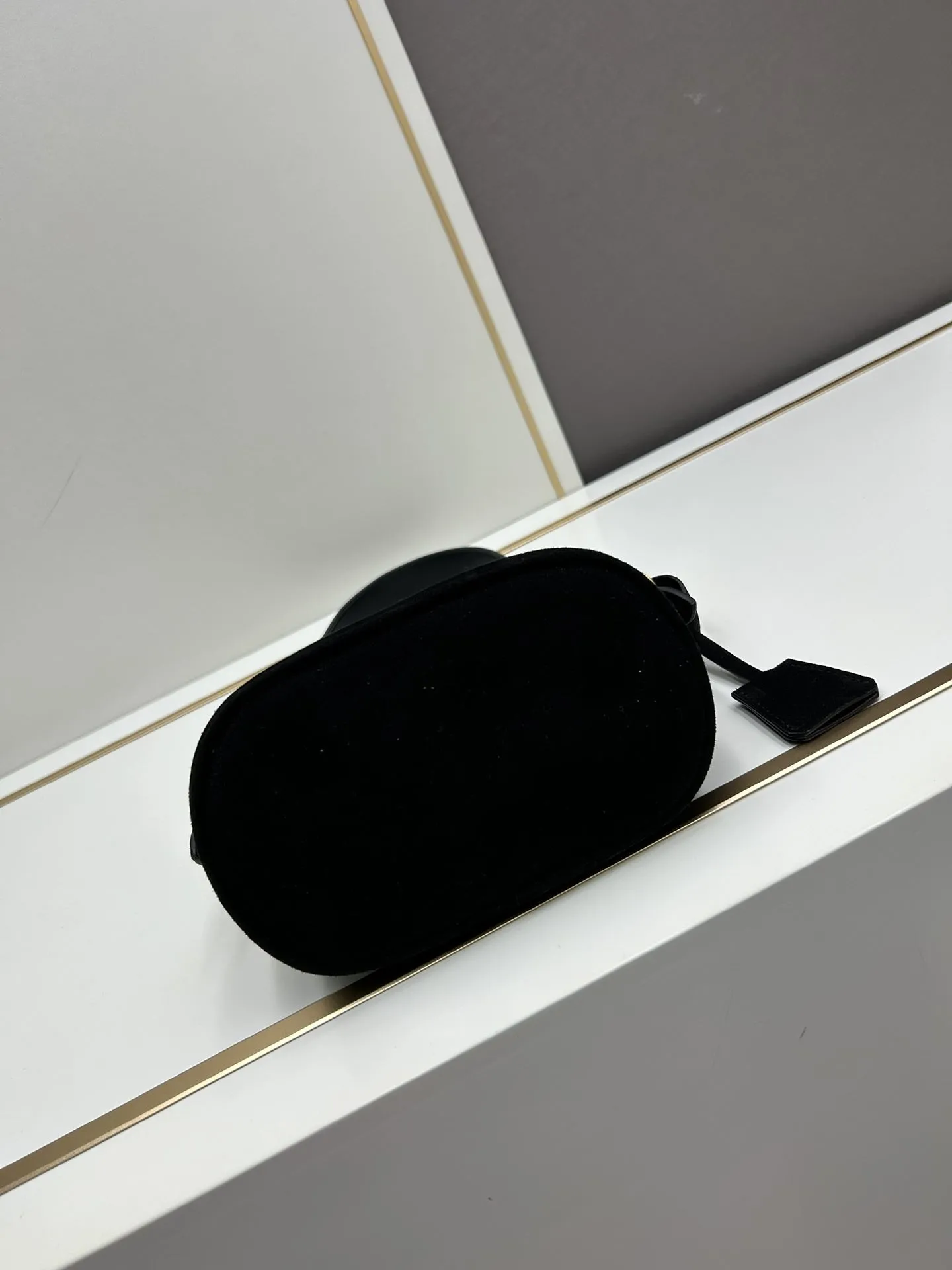 Prada Shopping Bags-380 - Image 4