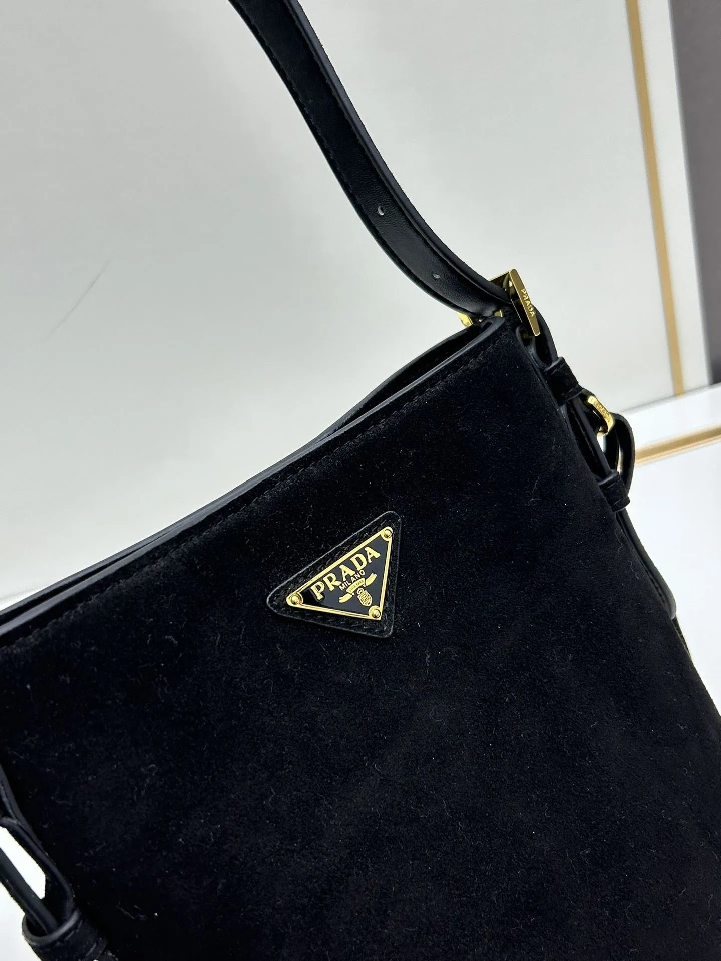 Prada Shopping Bags-380 - Image 5