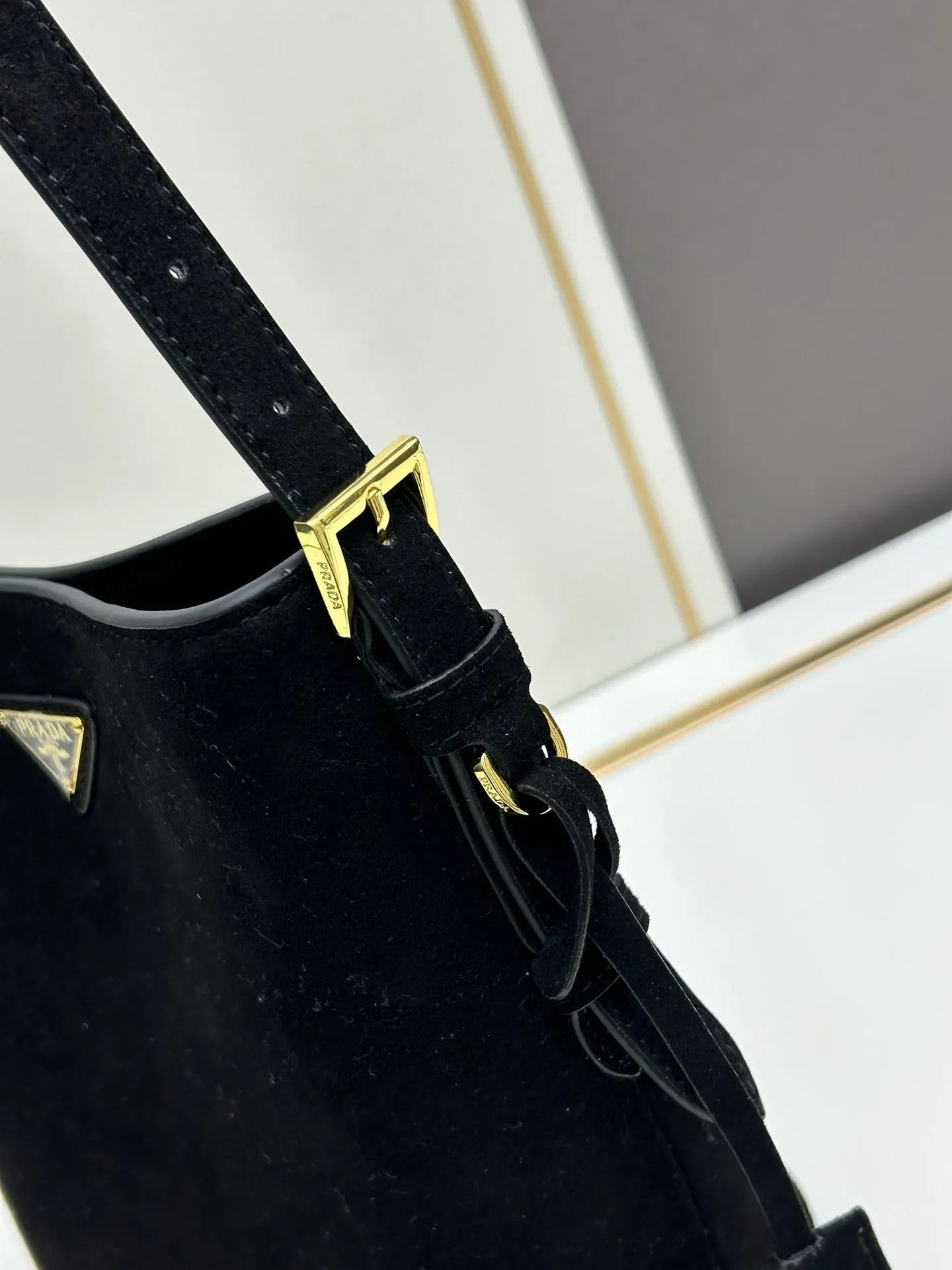 Prada Shopping Bags-383 - Image 5