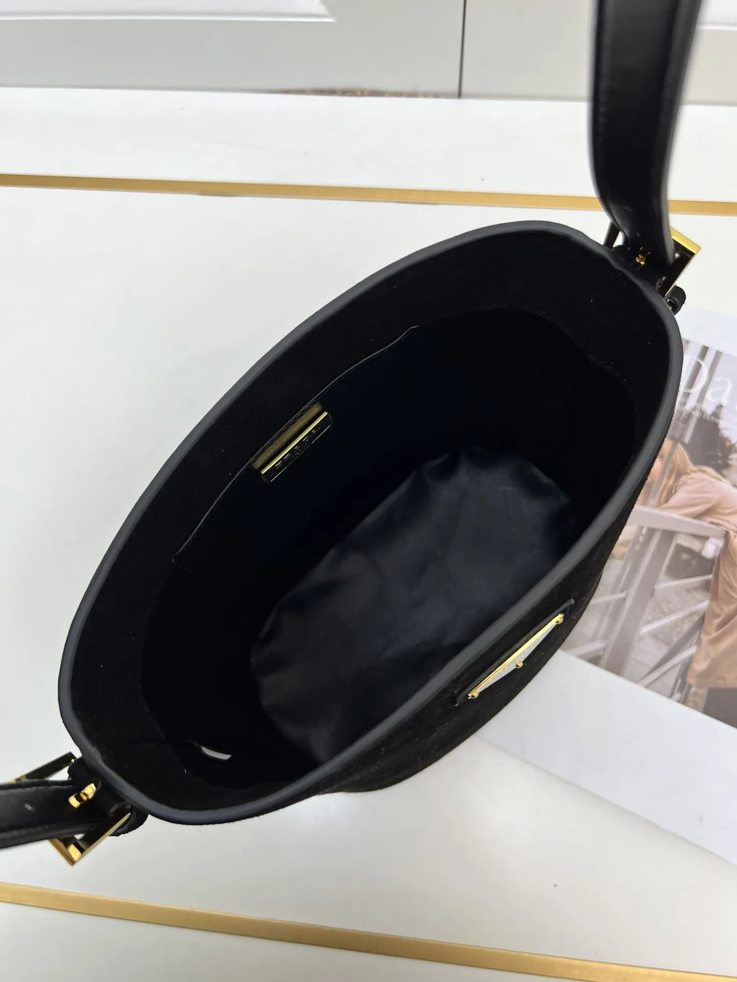 Alternative view of Prada Shopping Bags-385