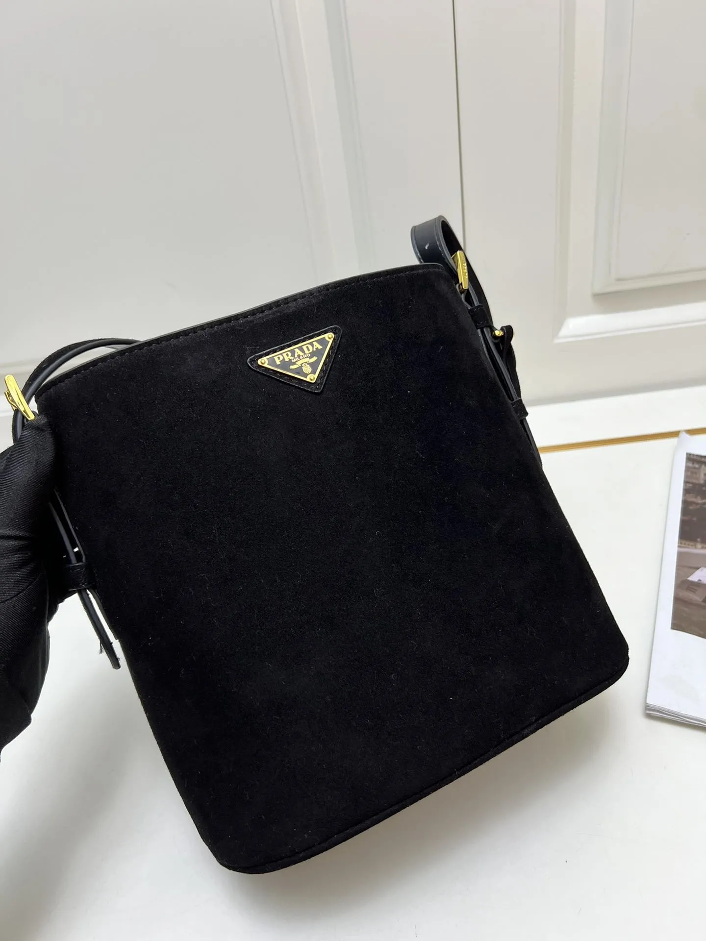 Prada Shopping Bags-385 - Image 6