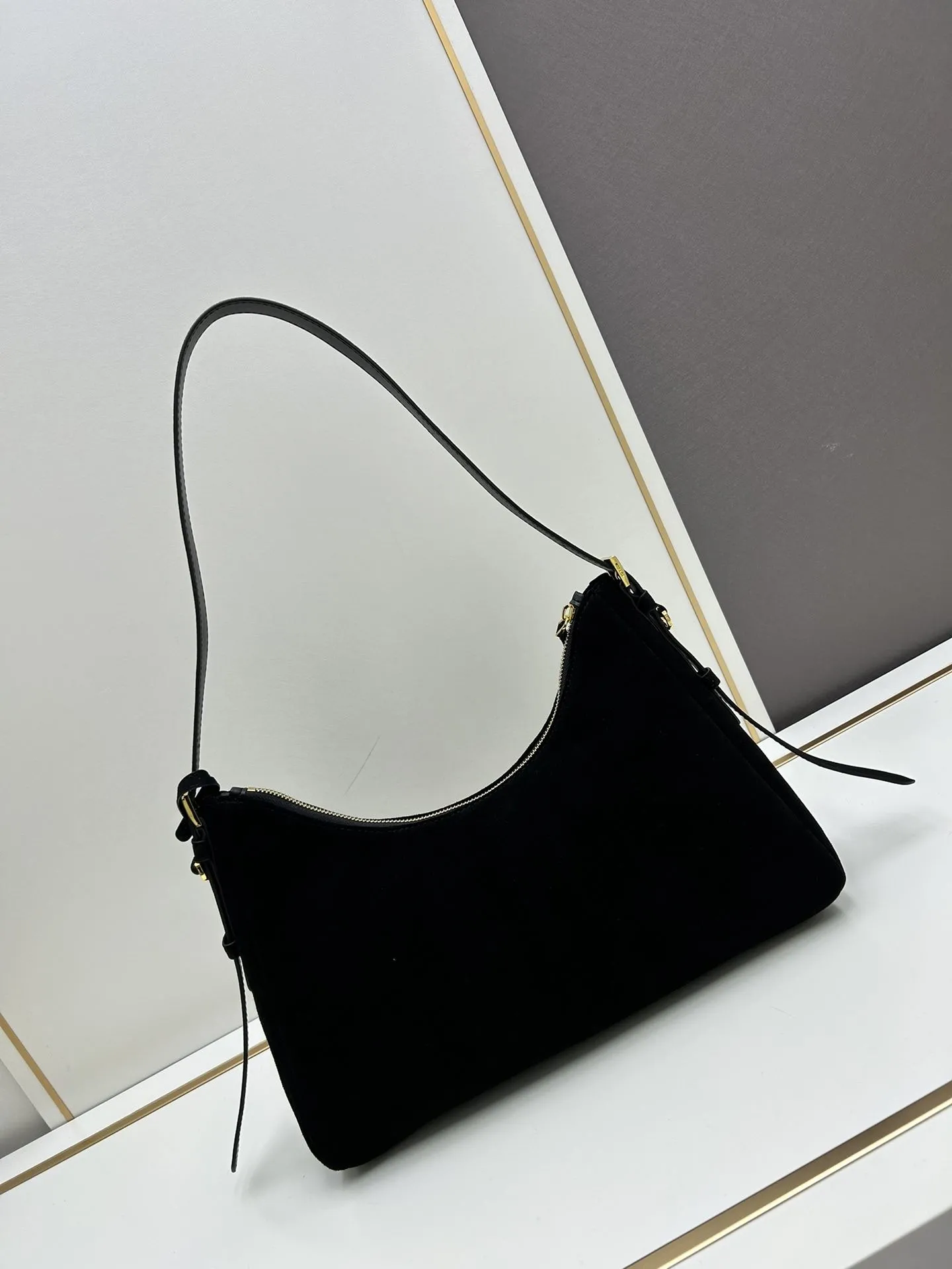 Prada Top Handle Bags-856 - Image 3