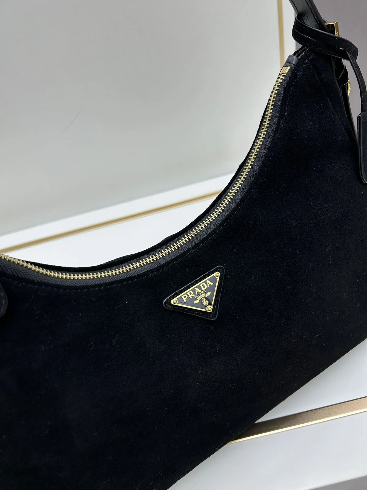 Prada Top Handle Bags-856 - Image 4
