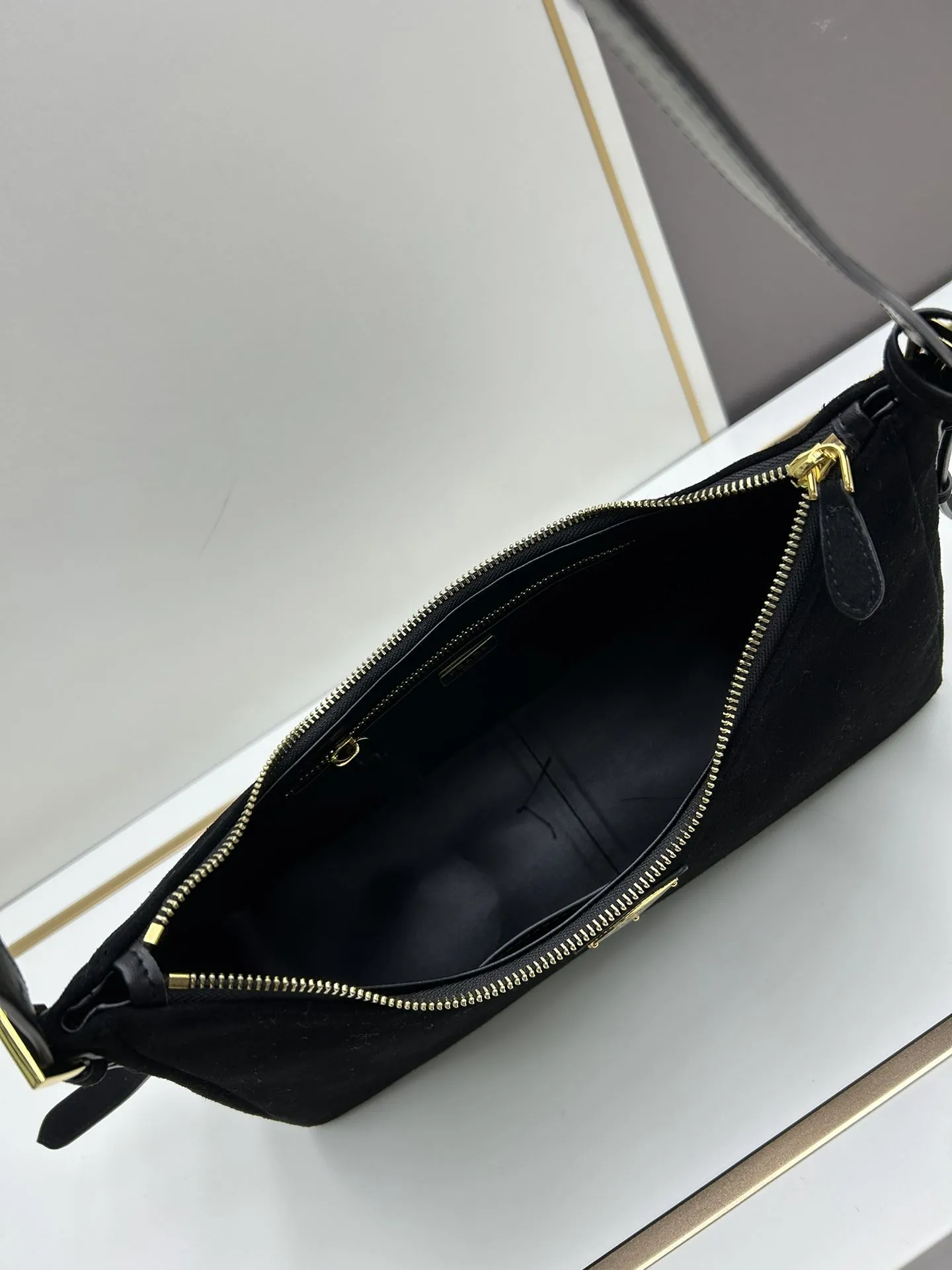 Prada Top Handle Bags-856 - Image 7