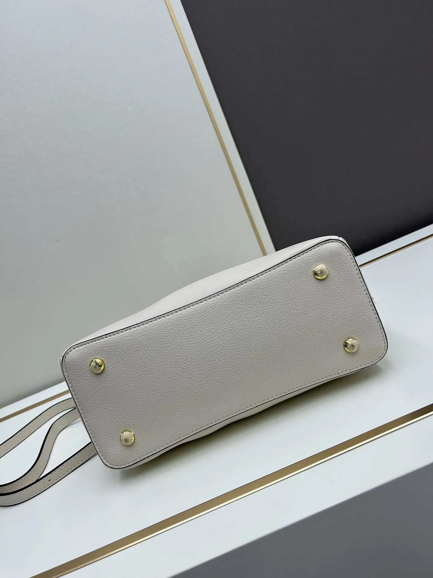 Prada Top Handle Bags-897 - Image 5