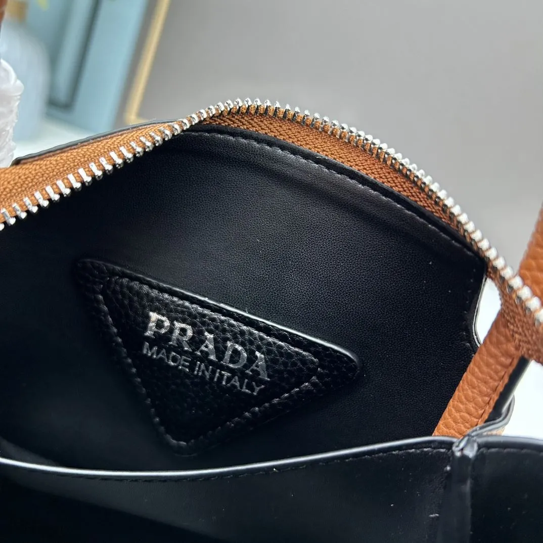 Prada Top Handle Bags-913 - Image 8