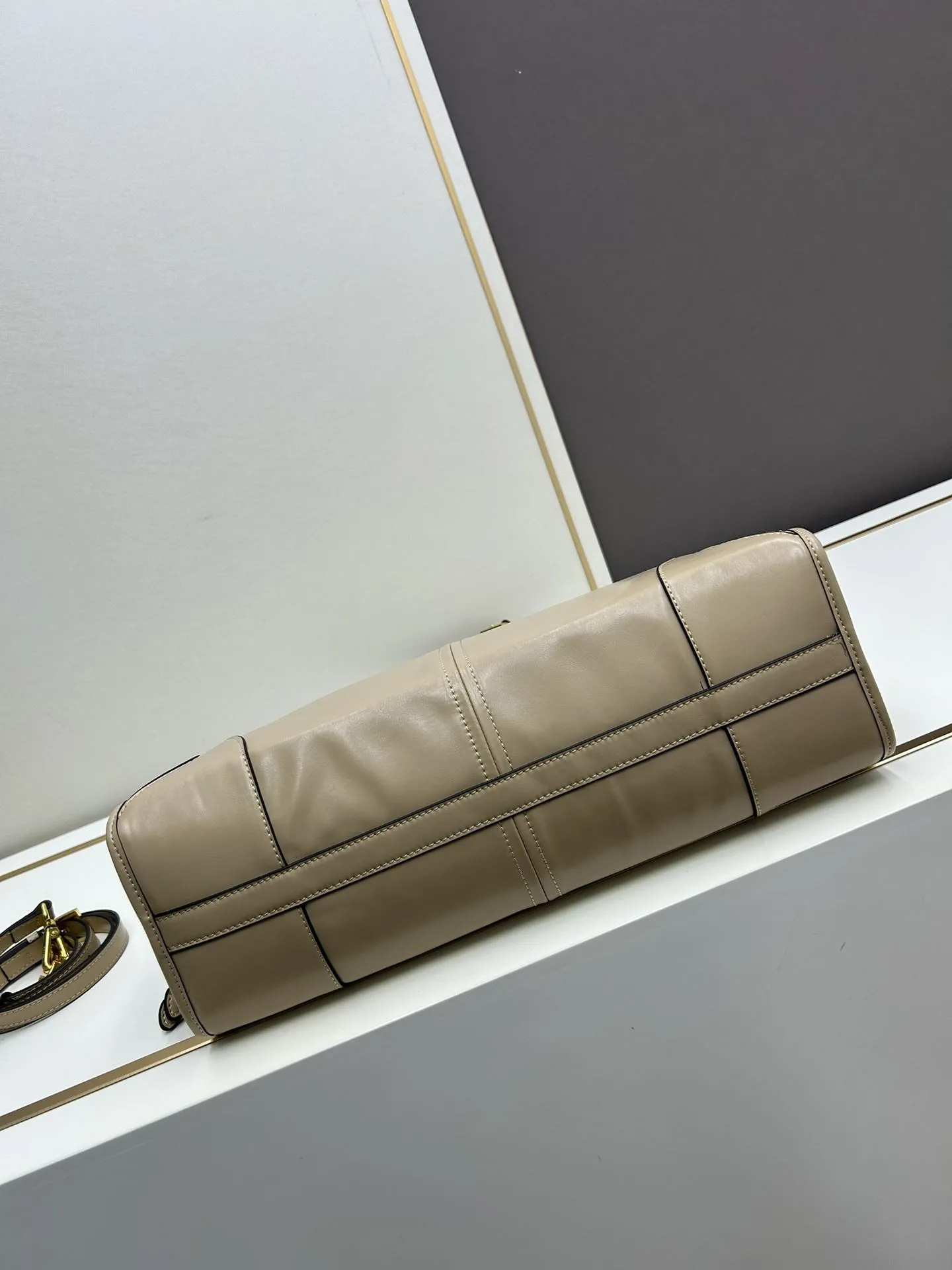 Prada Top Handle Bags-928 - Image 5