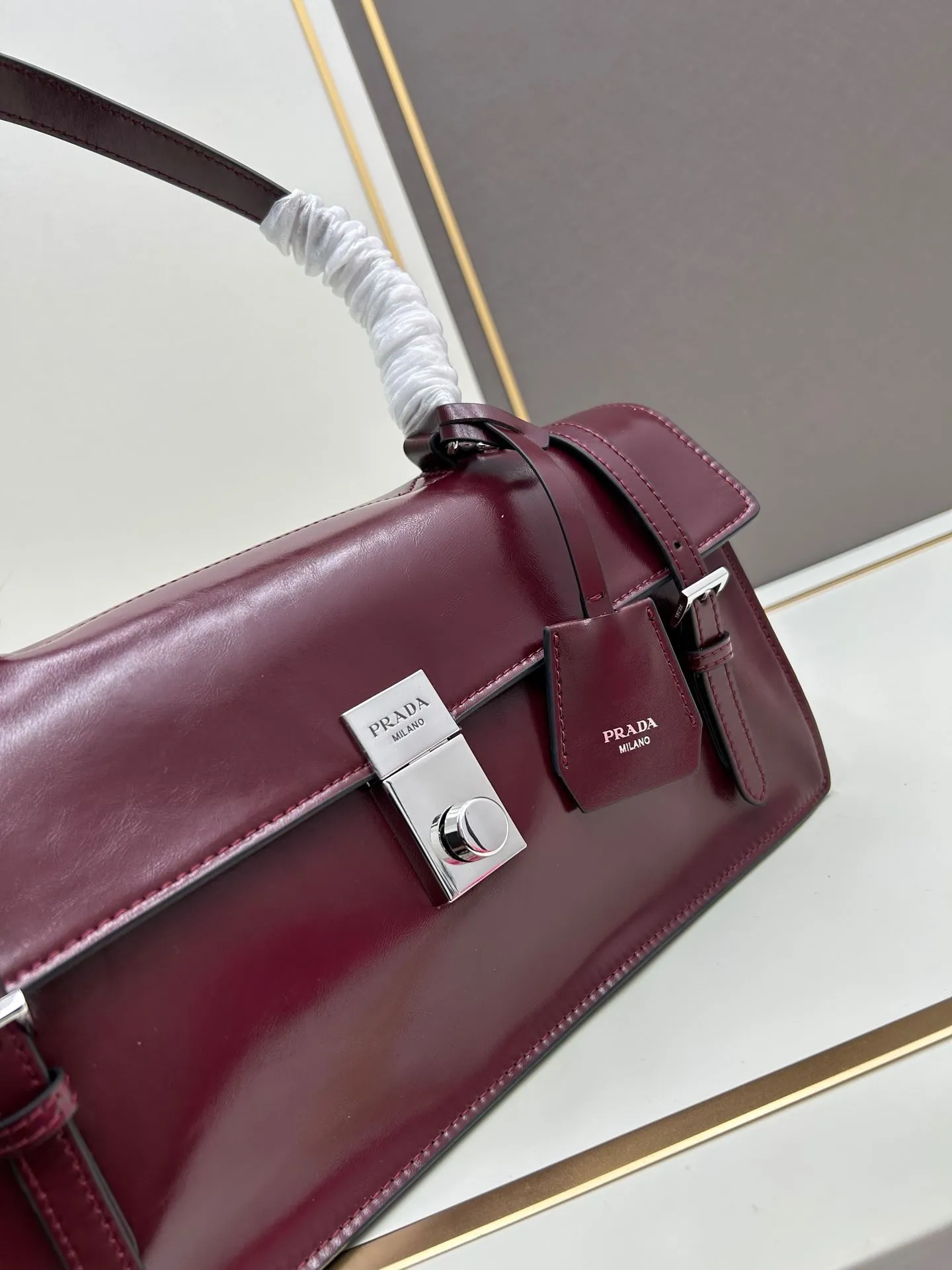 Prada Top Handle Bags-945 - Image 4