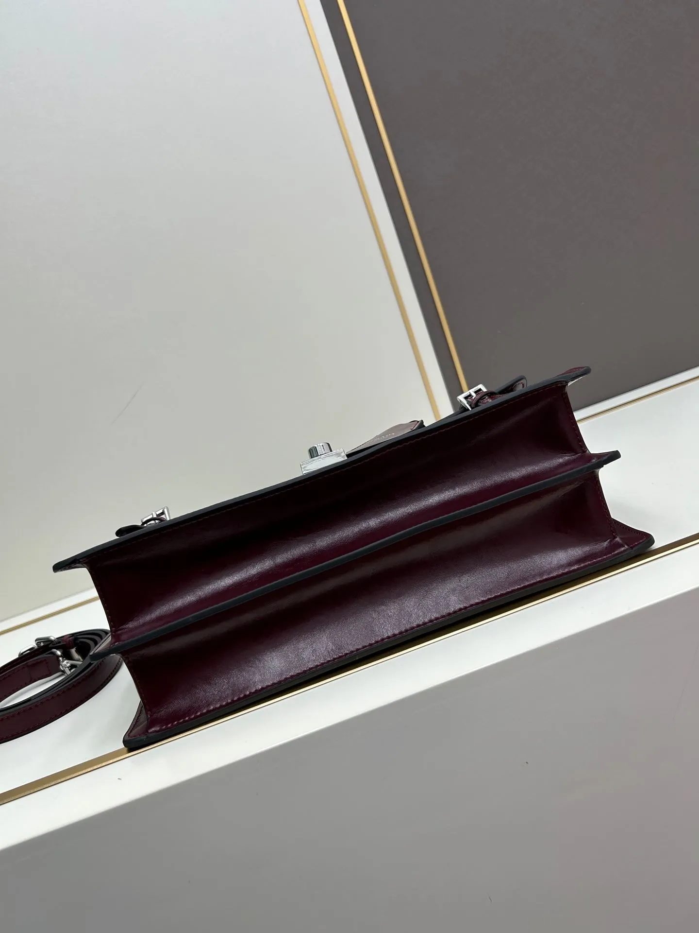 Prada Top Handle Bags-945 - Image 5