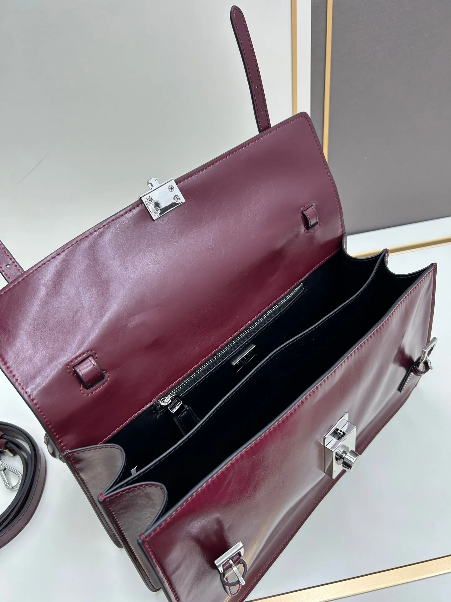Prada Top Handle Bags-945 - Image 7