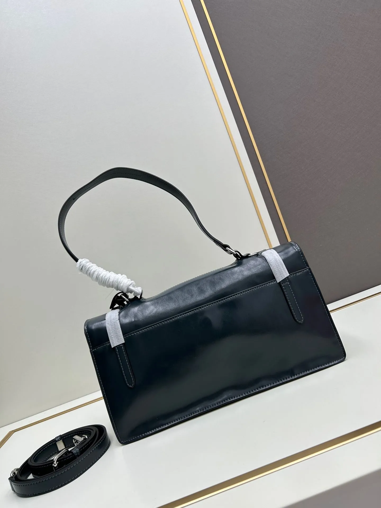 Prada Top Handle Bags-947 - Image 3