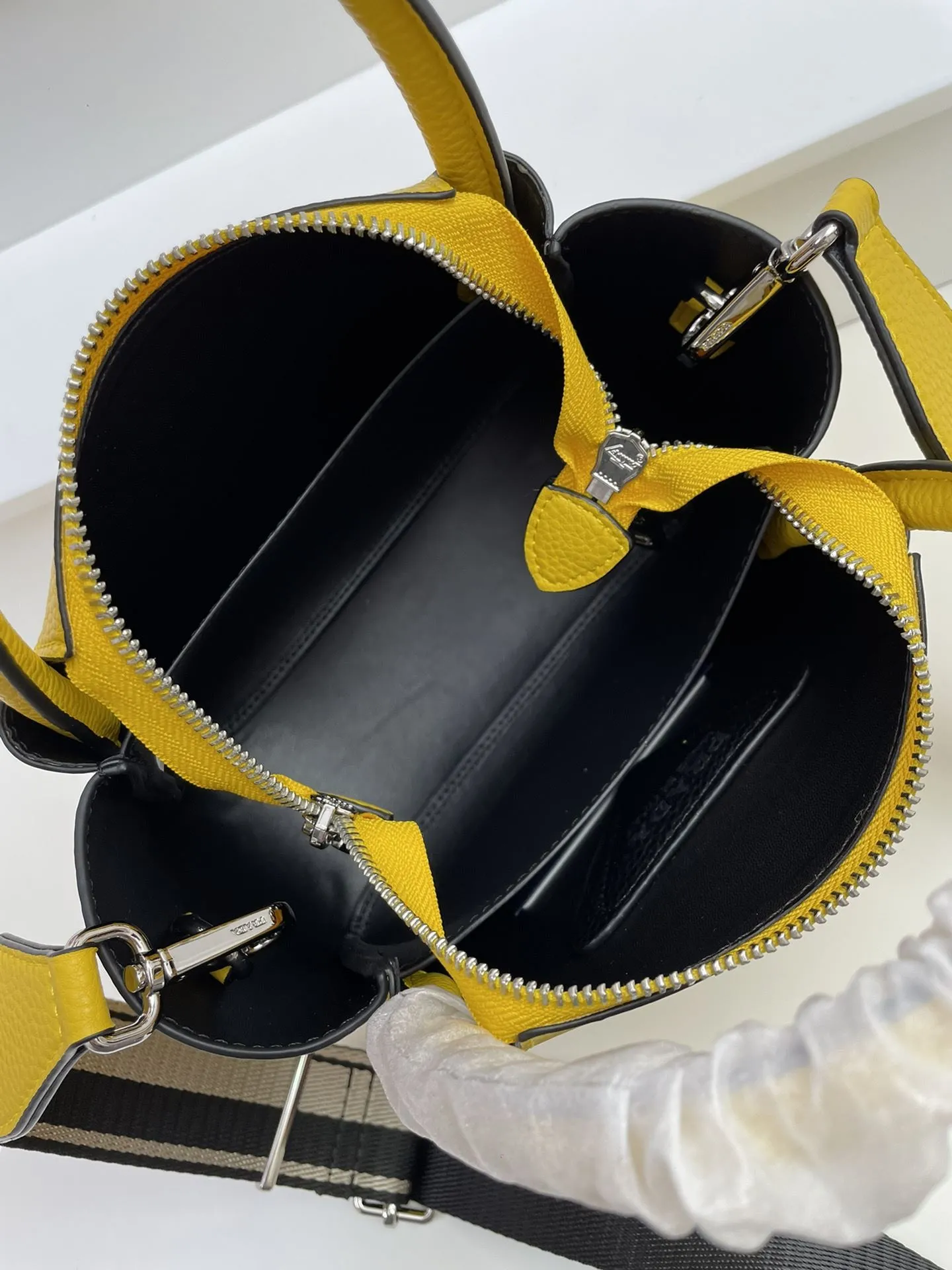 Prada Top Handle Bags-981 - Image 8